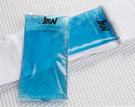 Medico International Facial Support Wrap with Gel Packs One Size Fits Most Poly Blend Fabric White (898520_PK)