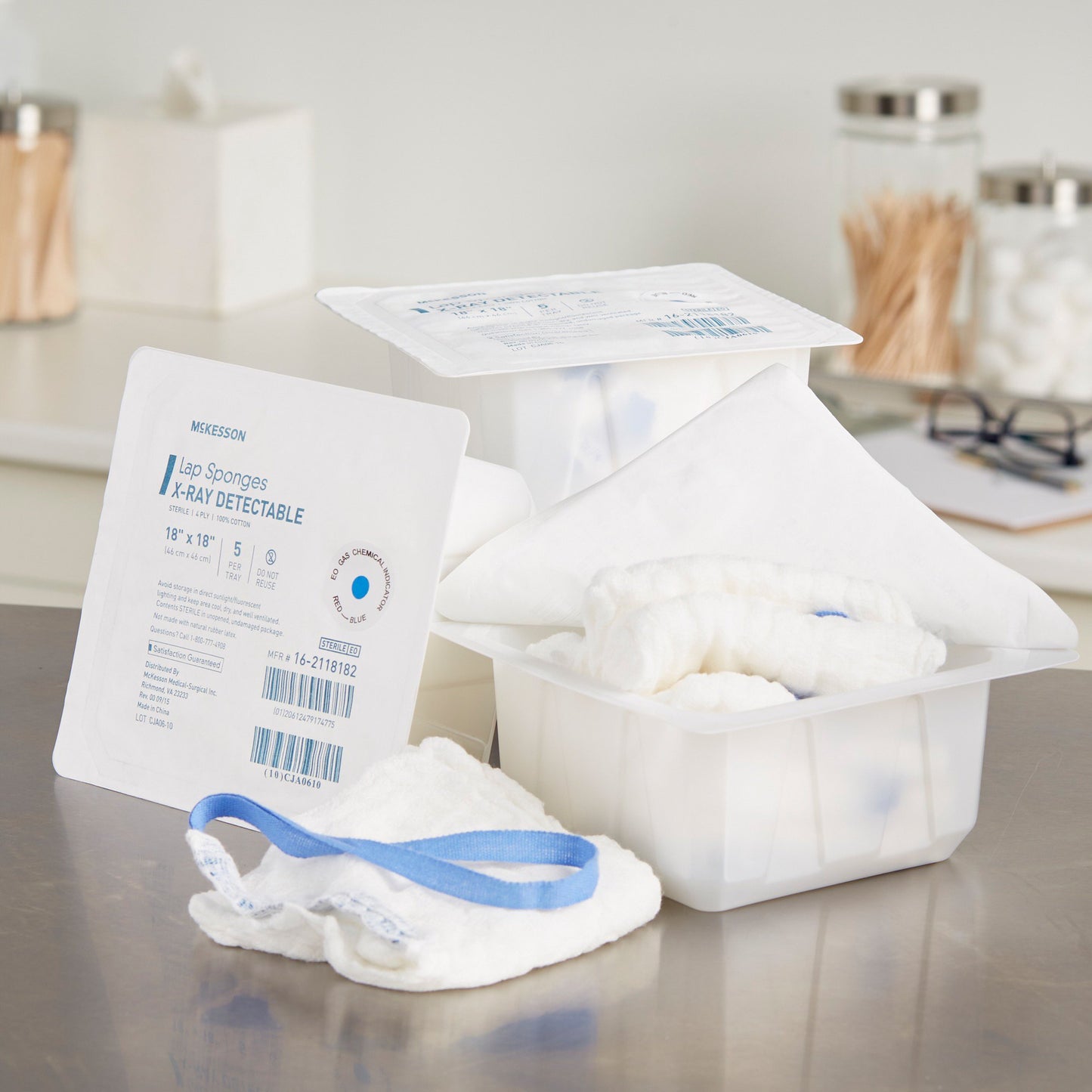 McKesson Surgical Laparotomy Sponge X-Ray Detectable Cotton 18 X 18 Inch 5 Count Hard Pack Sterile (640985_CS)