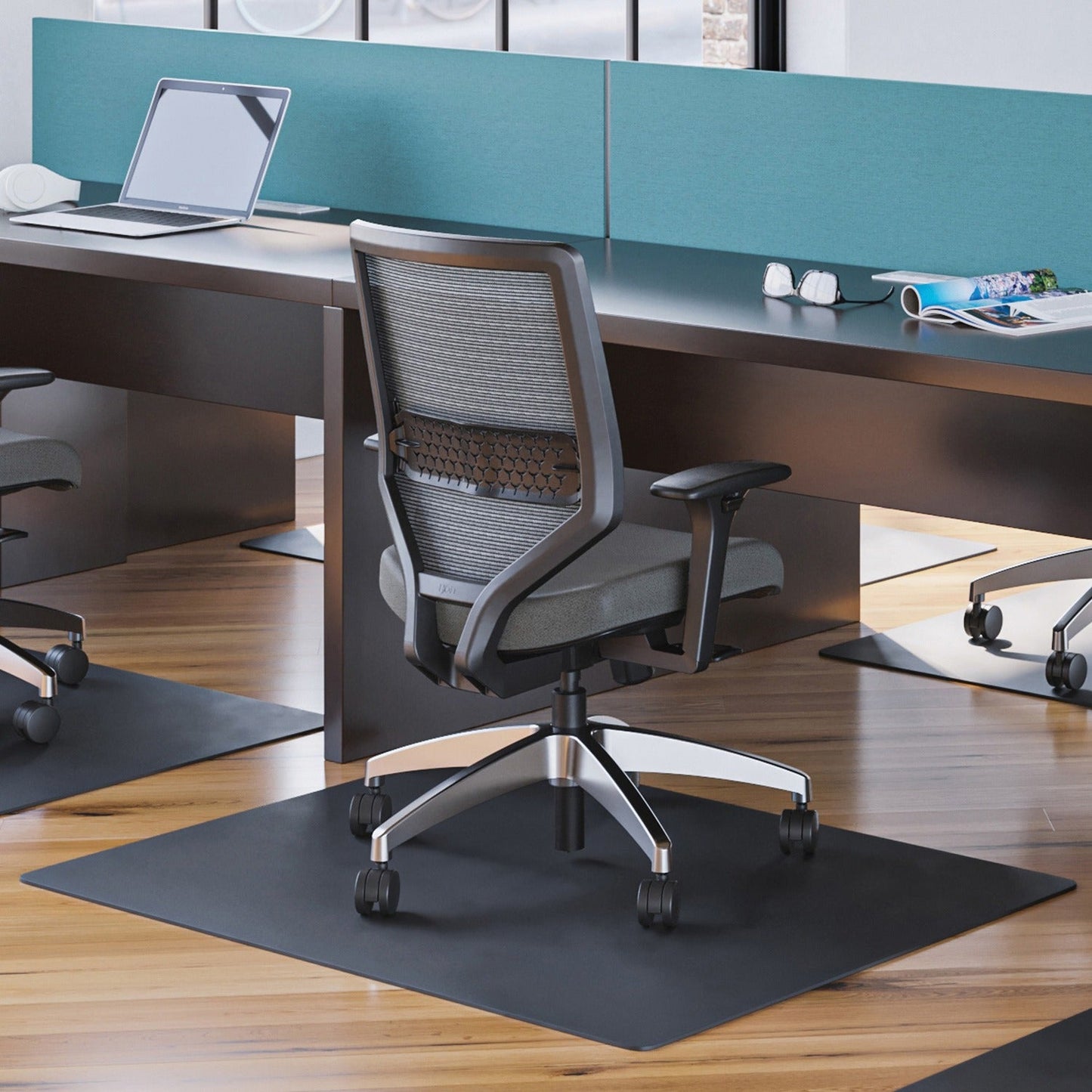 deflecto-rectangular-chairmat-num-defcm21442fblk_1