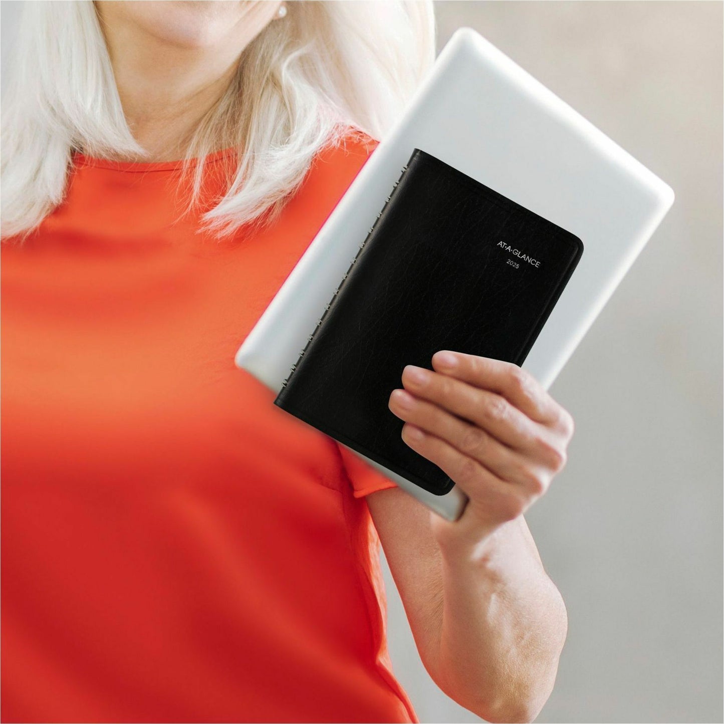 at-a-glance-r-dayminder-daily-appointment-book-8-x-5-black-cover-12-month-jan-to-dec-2024-aagsk4600_6