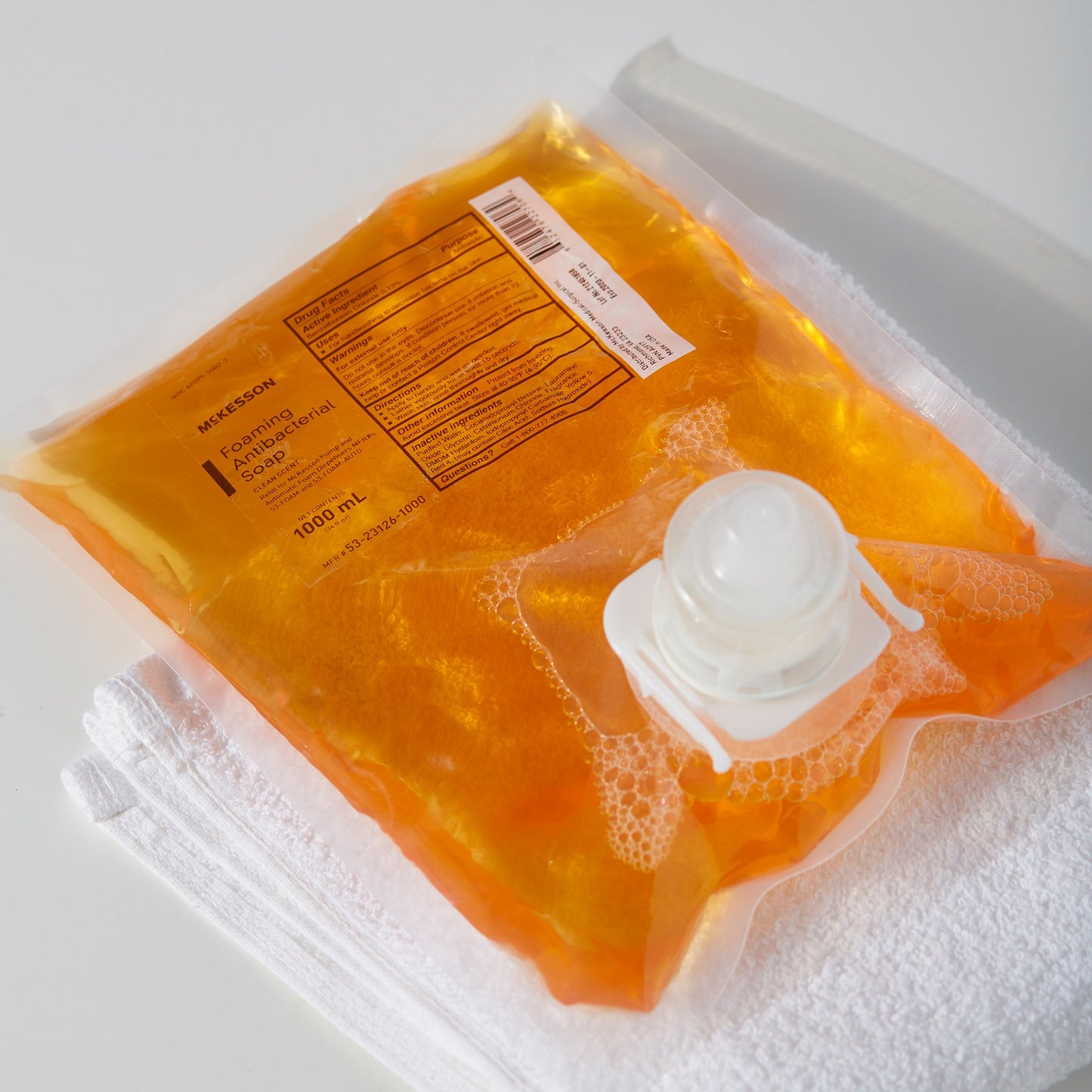 McKesson Antibacterial Soap Foaming 1,000 mL Dispenser Refill Bag Clean Scent (1067685_CS)