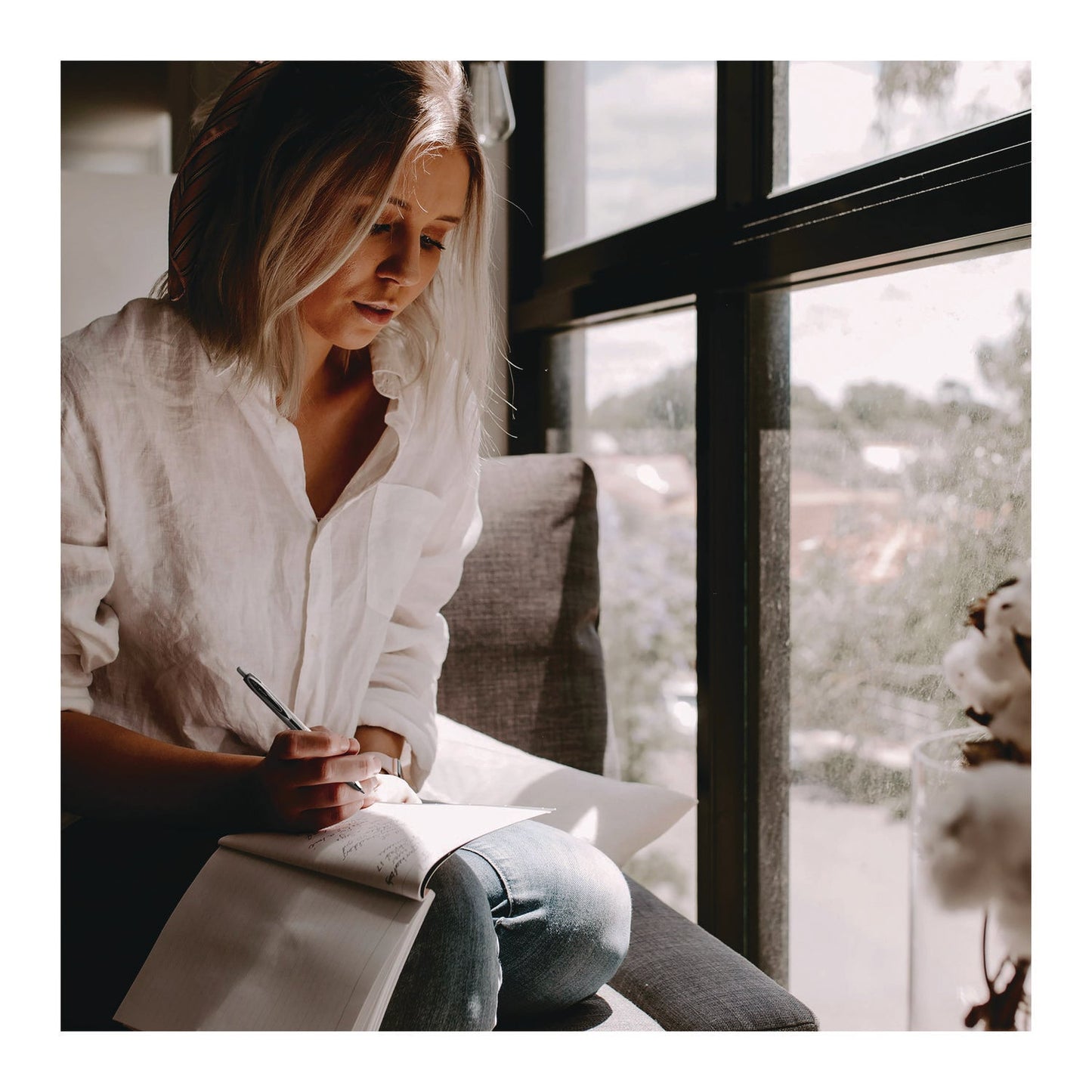 uni-ball-signo-207-retractable-gel-pen-num-ubc33950_6