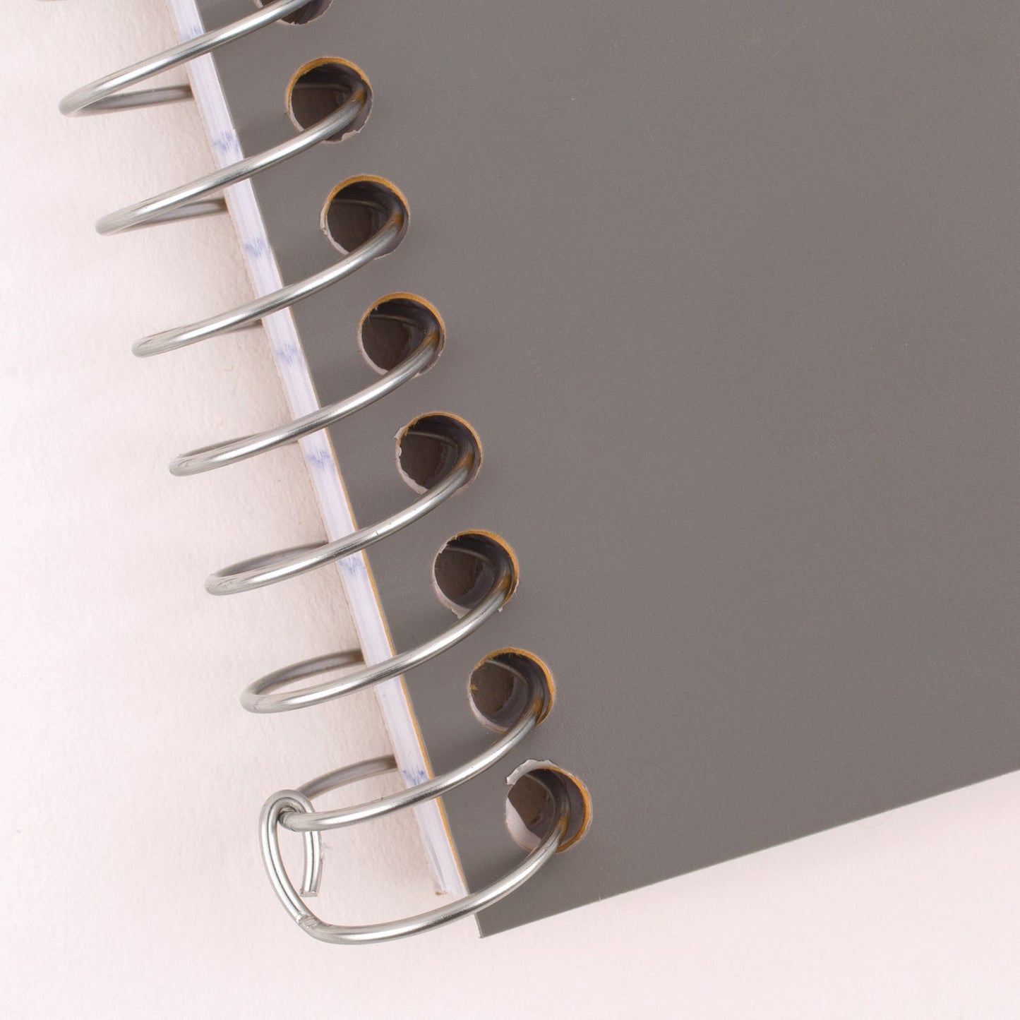 five-star-wirebound-notebook-1-subject-medium-college-rule-randomly-assorted-cover-color-80-7-5-x-5-5-sheets-mea450048_5