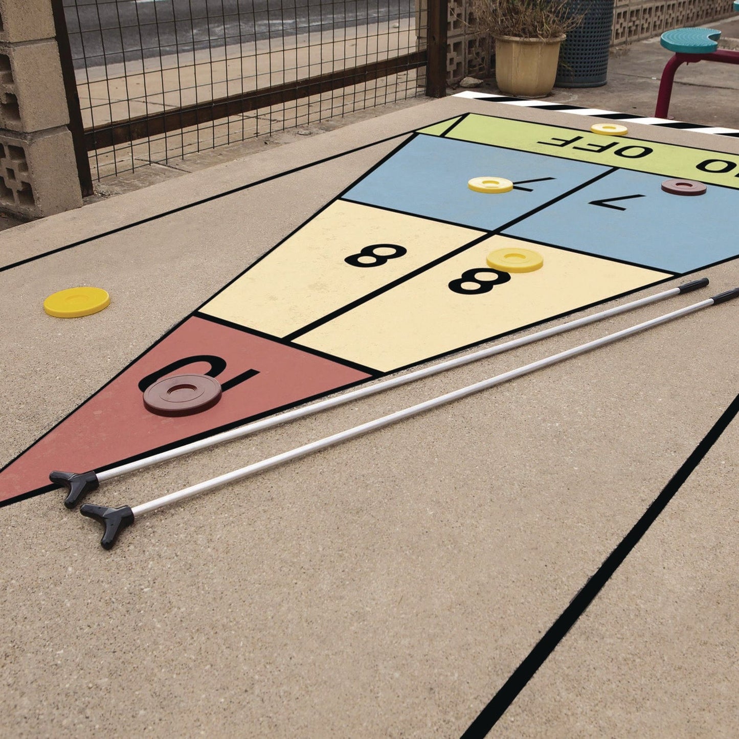 champion-sports-shuffleboard-set-4-cues-8-pucks-csisba10_6
