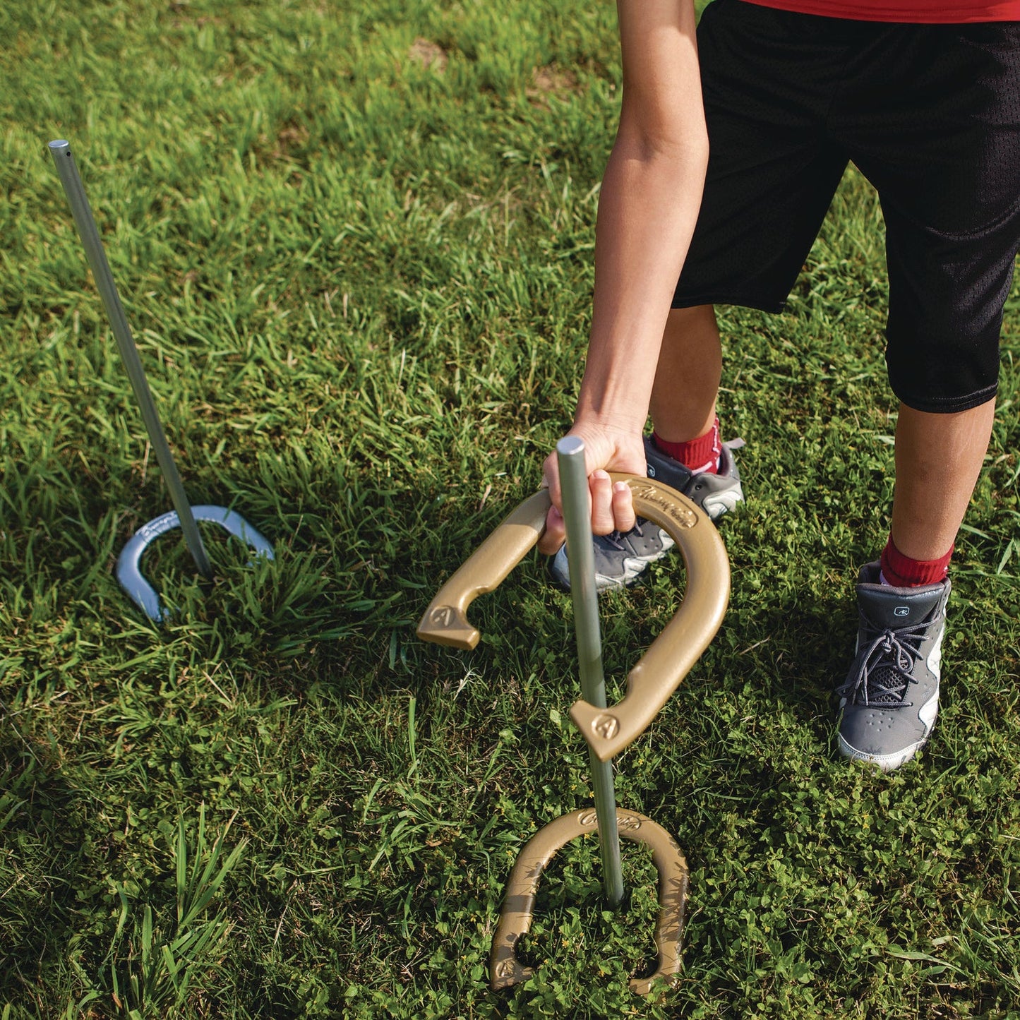 champion-sports-deluxe-horseshoe-tournament-set-4-horseshoes-2-stakes-carry-bag-rule-sheet-csicg205_8