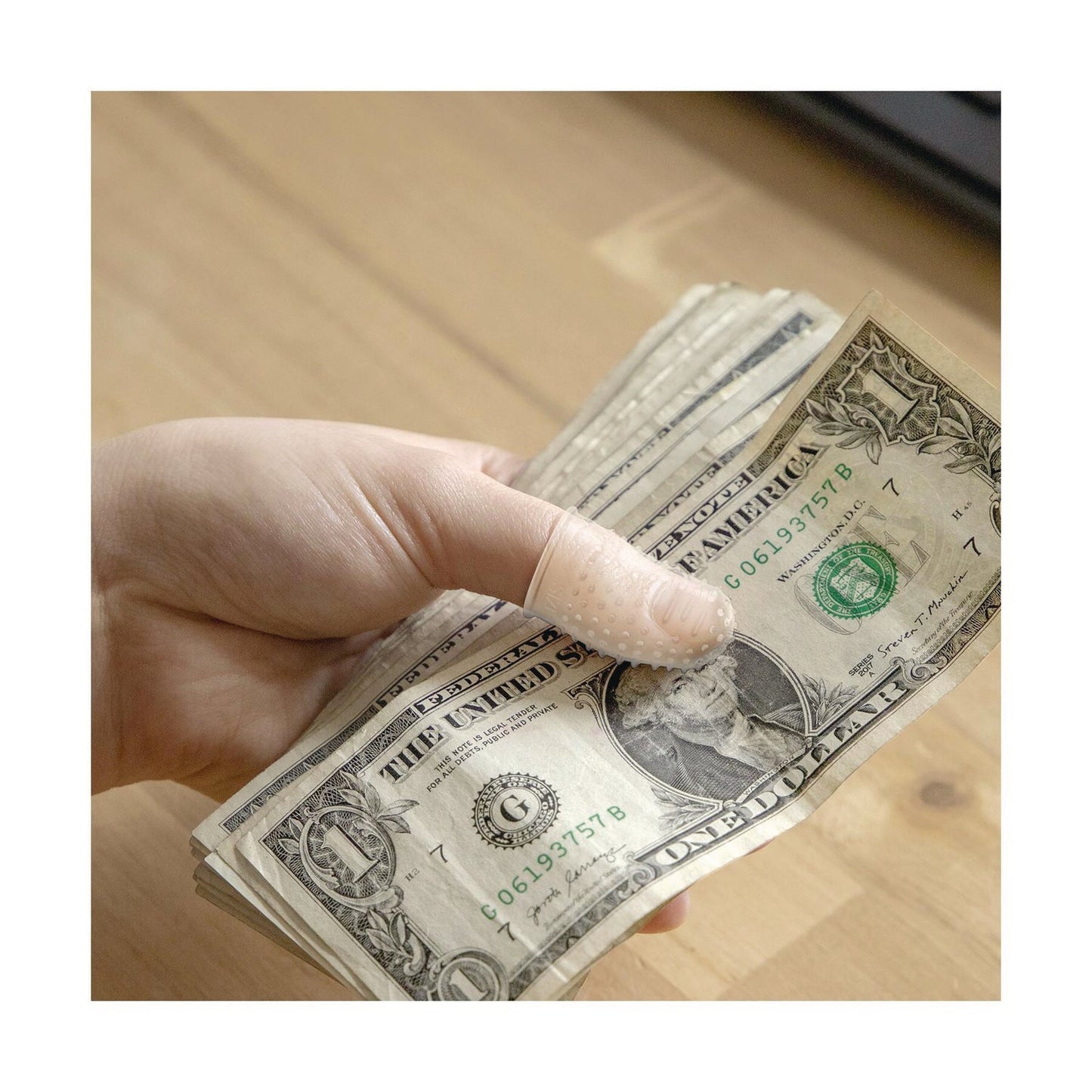 lee-micro-gel-fingertips-size-13-x-large-clear-12-pack-lee41090_5