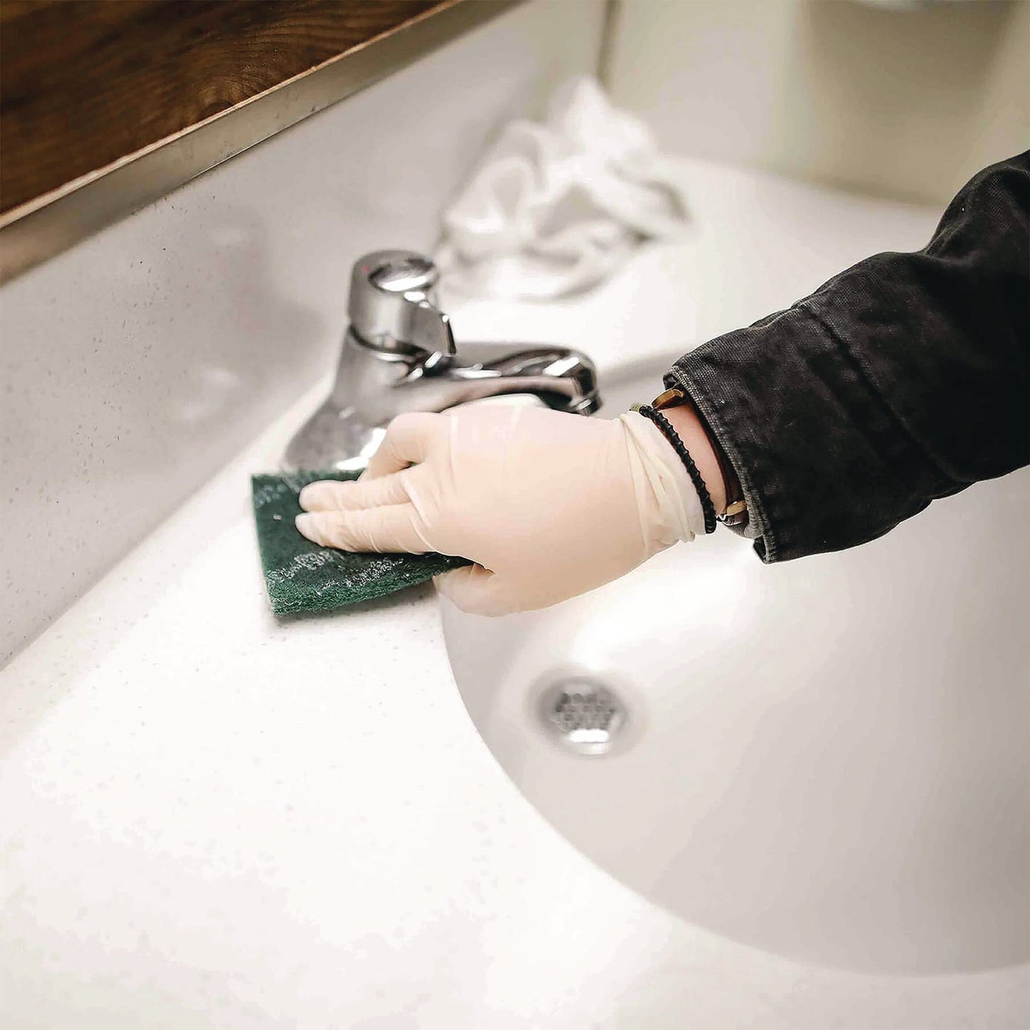 gloveworks®-by-ammex®-extra-thick-latex-disposable-gloves-powder-free-large-6-mil-thick-9-5-long-ivory-100-box-10-boxes-carton-axcilhd46100_2