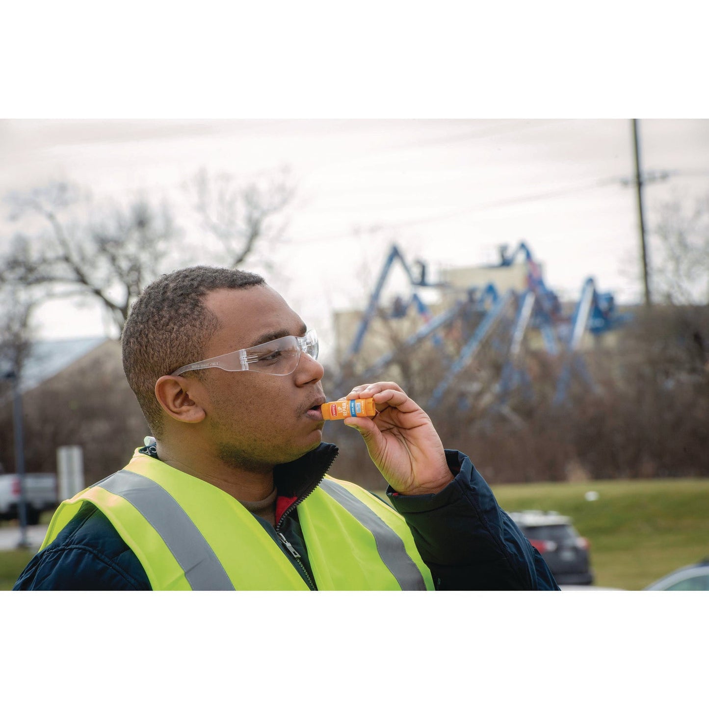 okeeffes-lip-repair-cooling-lip-balm-0-15-oz-stick-2-pack-gork1710402_5