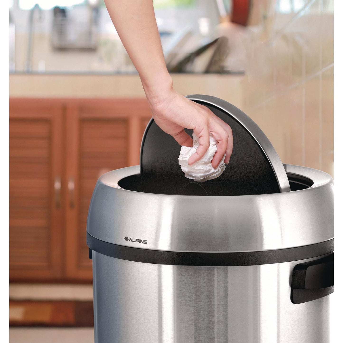 alpine-industries-17-gallon-stainless-steel-commercial-trash-can-with-swing-lid-alhalp47065l1_2