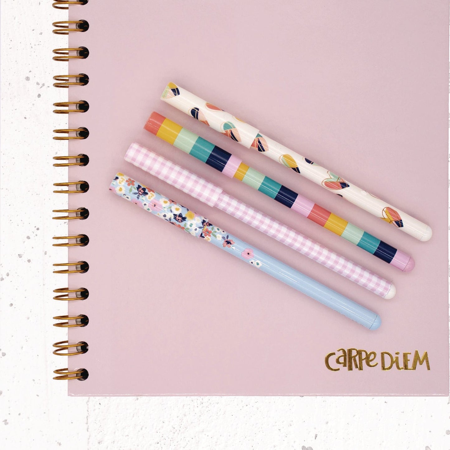 pukka-pad-carpe-diem-ballpoint-pen-stick-medium-0-7-mm-black-ink-assorted-ditzy-floral-collection-4-pens-pack-6-packs-box-puk9228cd_5