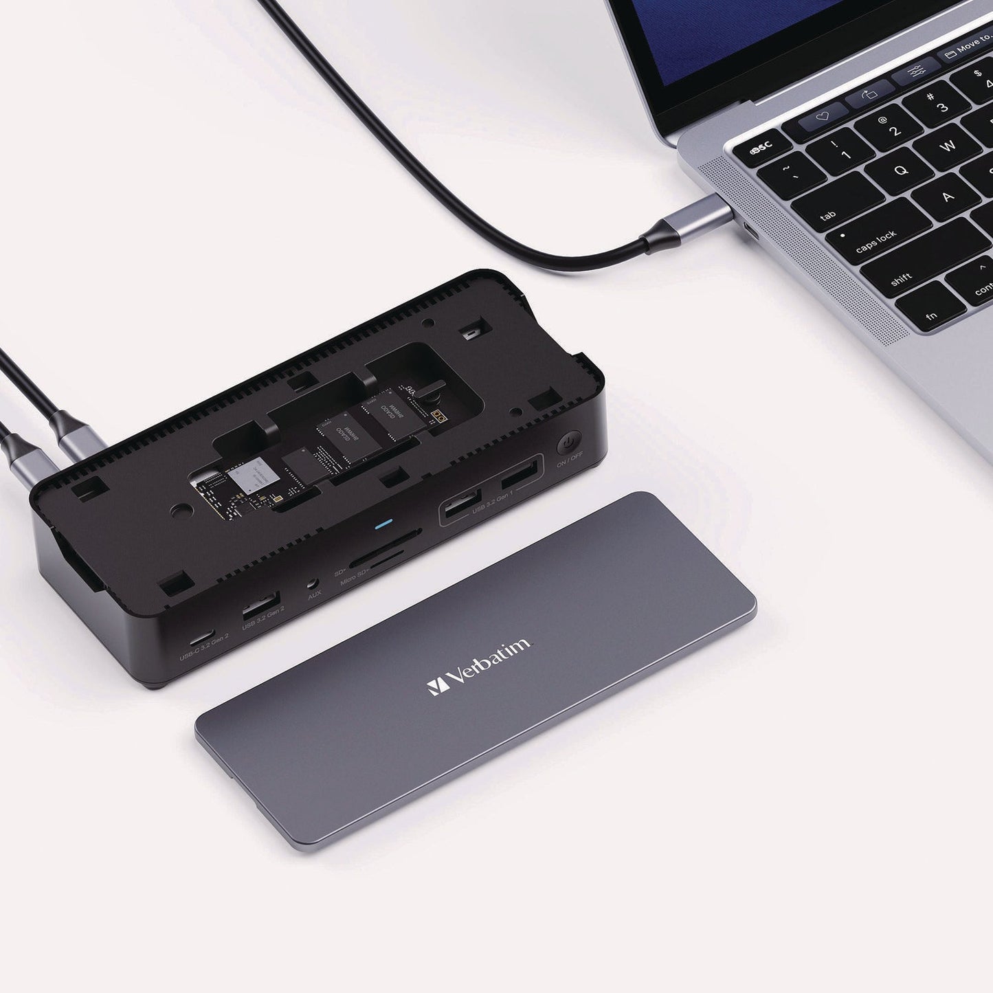 verbatim-usb-c-pro-docking-station-15-in-1-256gb-vi3000-ssd-audio-displayport-hdmi-micro-sd-rj45-sd-usb-a-usb-c-gray-ver32174_3