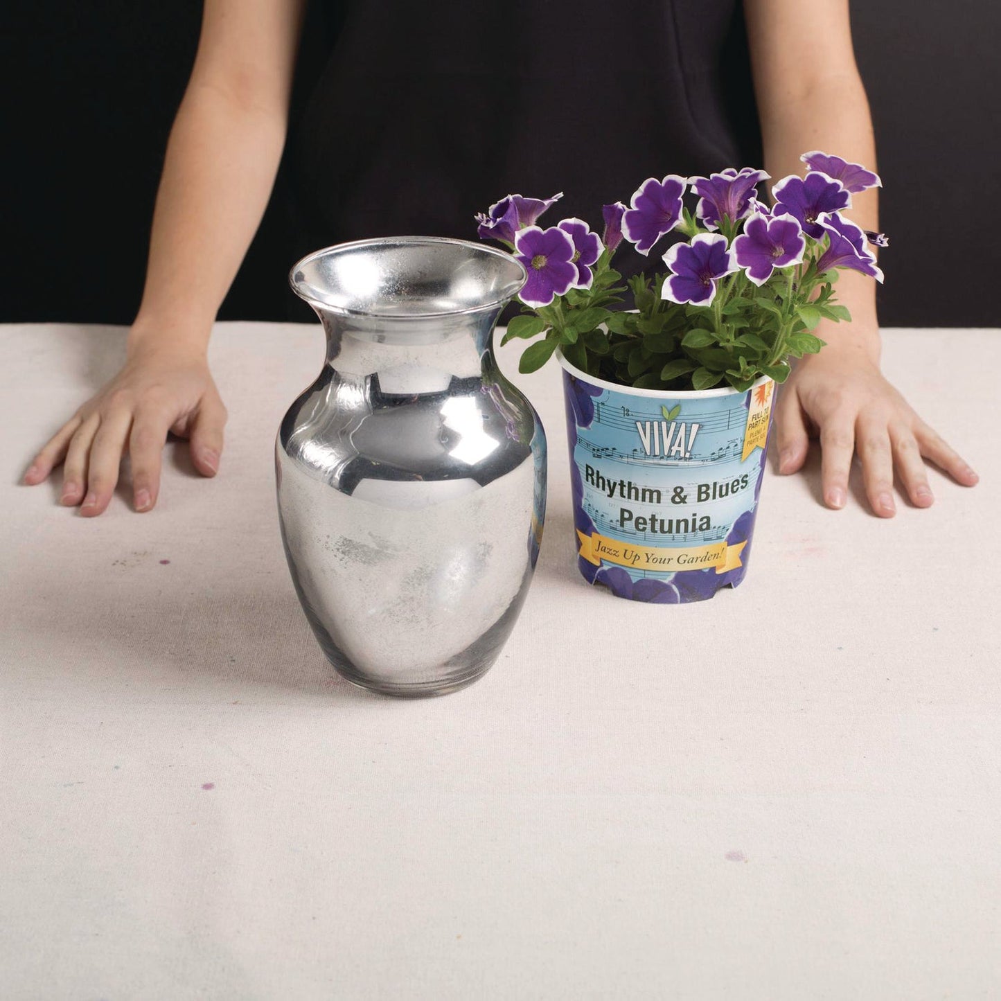 rust-oleum®-specialty-mirror-effect-spray-paint-high-gloss-mirror-6-oz-aerosol-can-rst301494_5