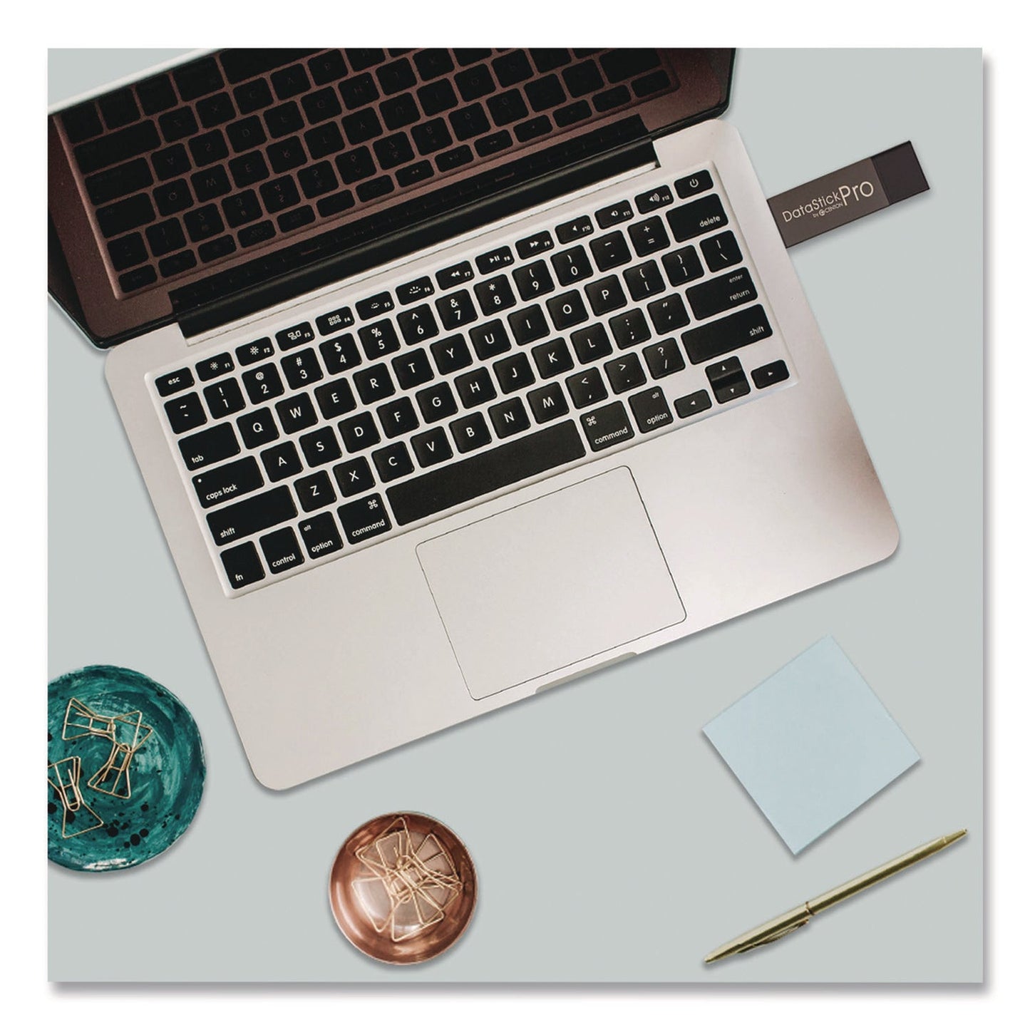 centon-datastick-pro-usb-2-0-type-a-flash-drive-8-gb-gray-10-pack-cel100079_6