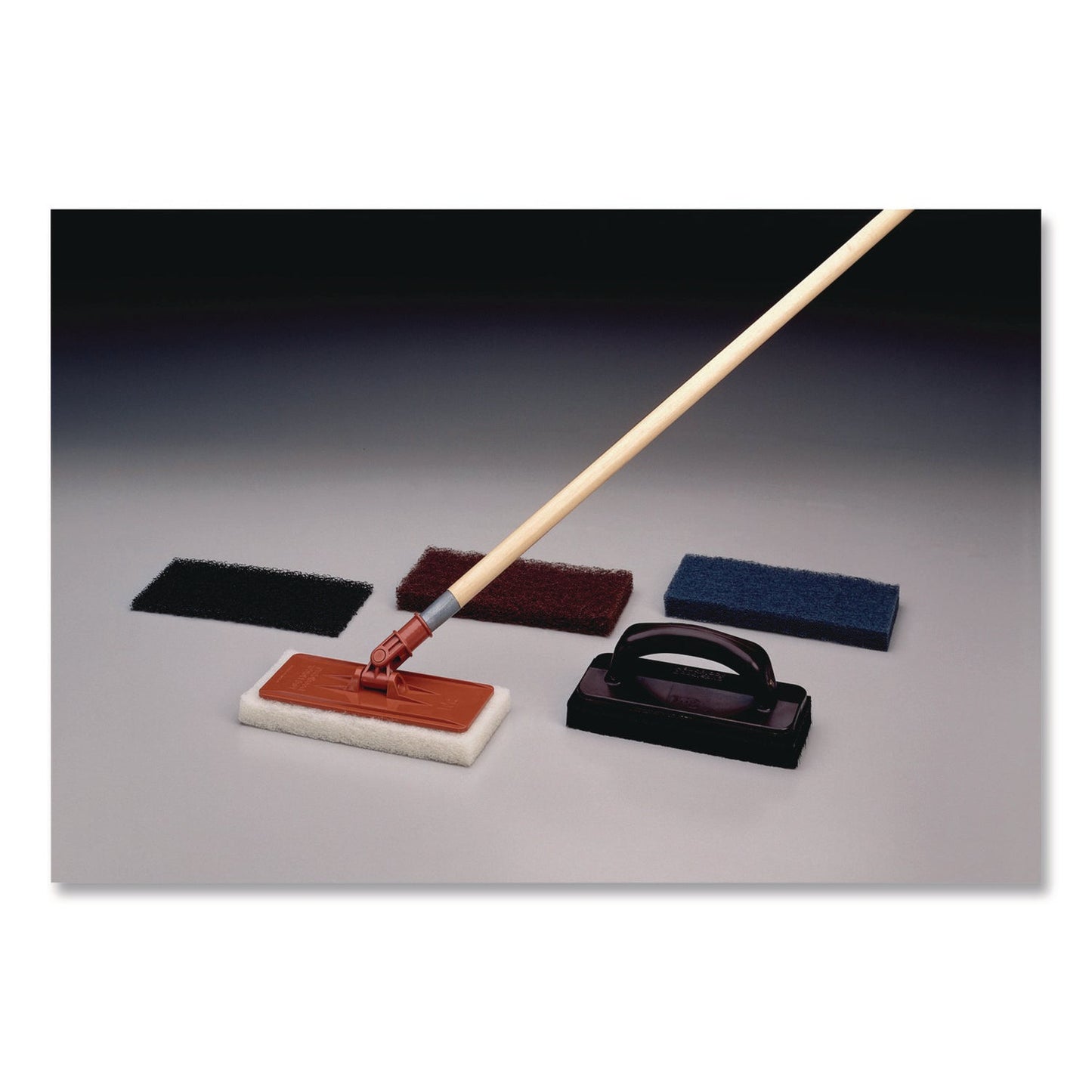 3m-doodlebug-brown-scrub-n-strip-pad-4-63-x-10-5-box-mmm8541pk_2