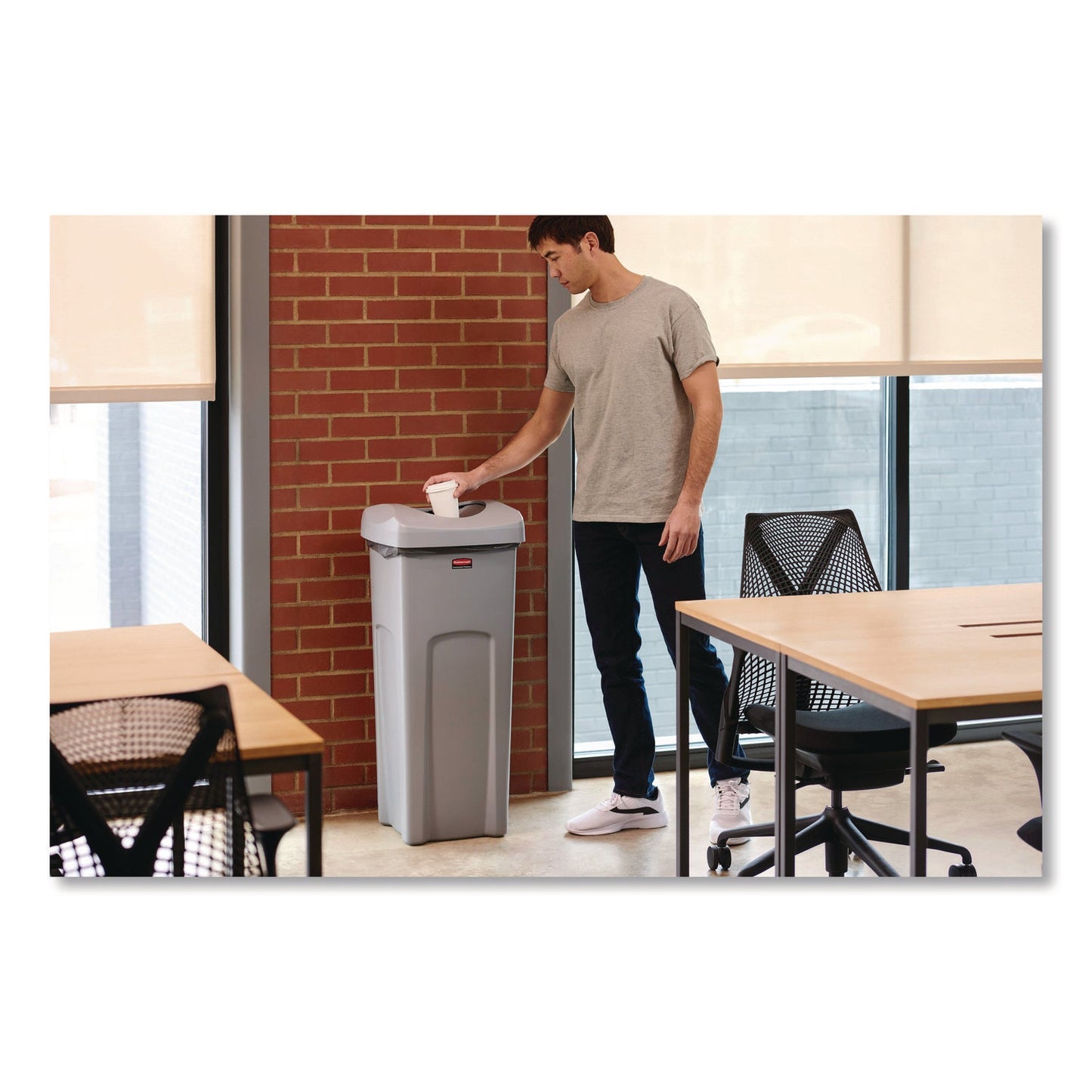 rubbermaid-r-commercial-universal-square-trash-can-with-swing-lid-23-gal-plastic-gray-rcp2143862_4