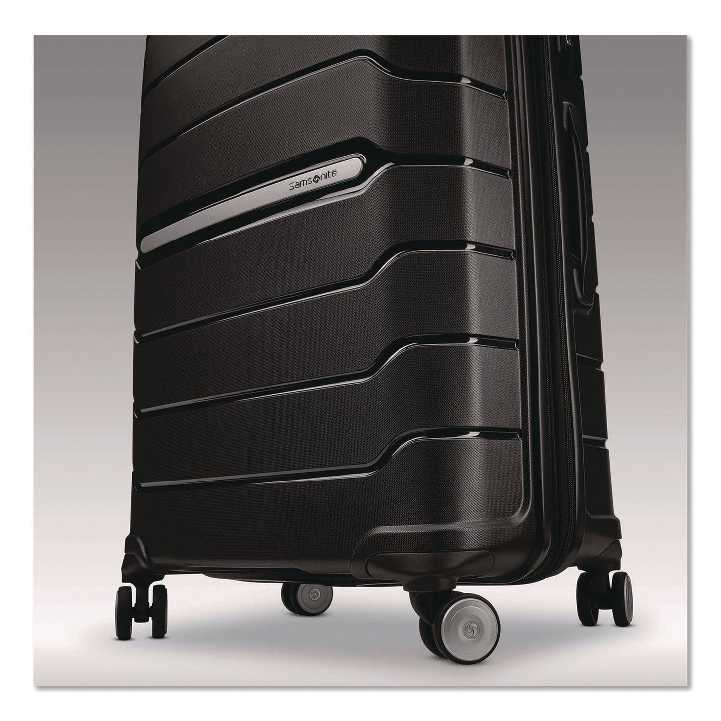 samsonite-r-freeform-hard-side-carry-on-suitcase-four-wheeled-spinner-20-95-x-13-8-x-31-1-black-sml782571041_8