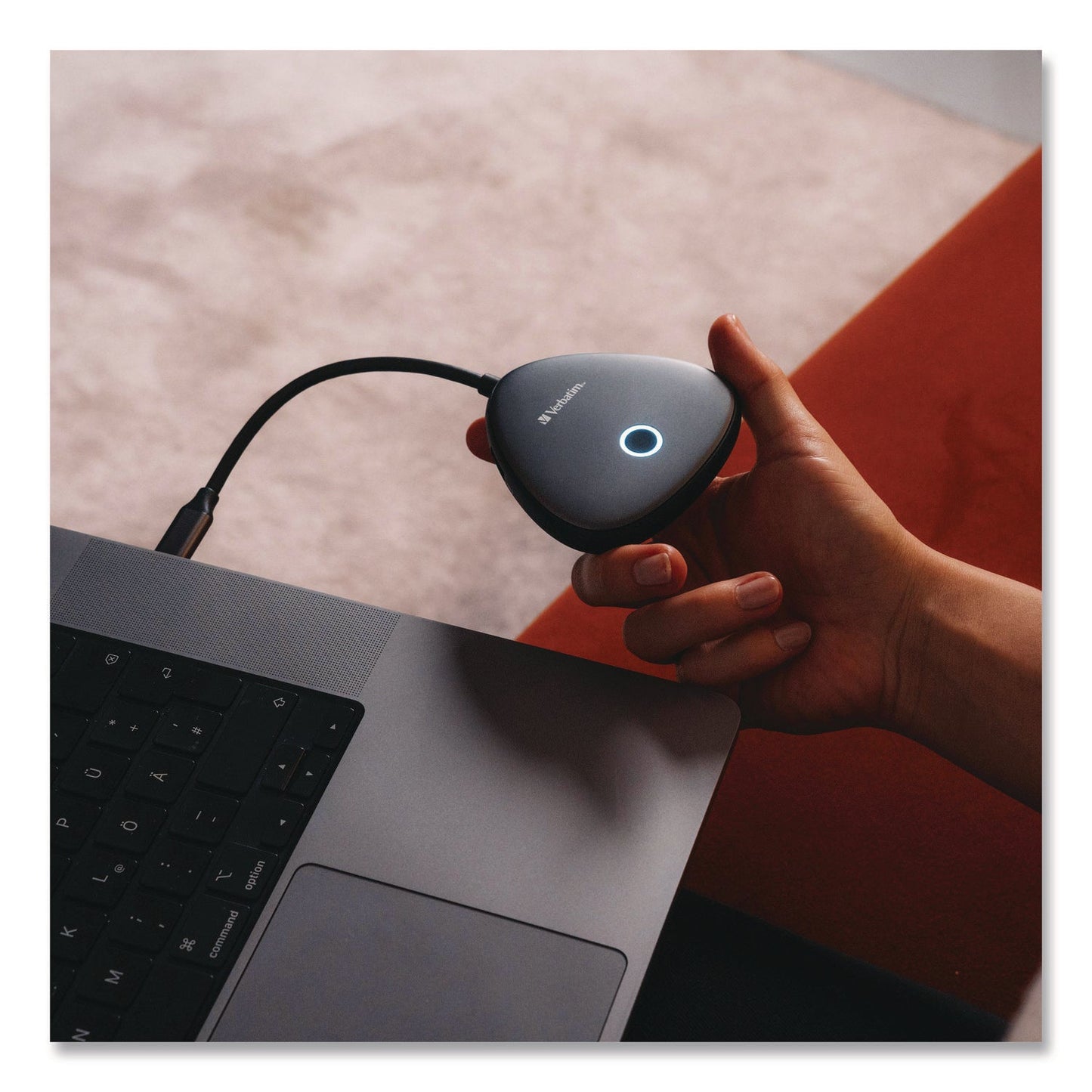 verbatim-r-share-my-screen-4k-hdmi-usb-c-ver32147_6