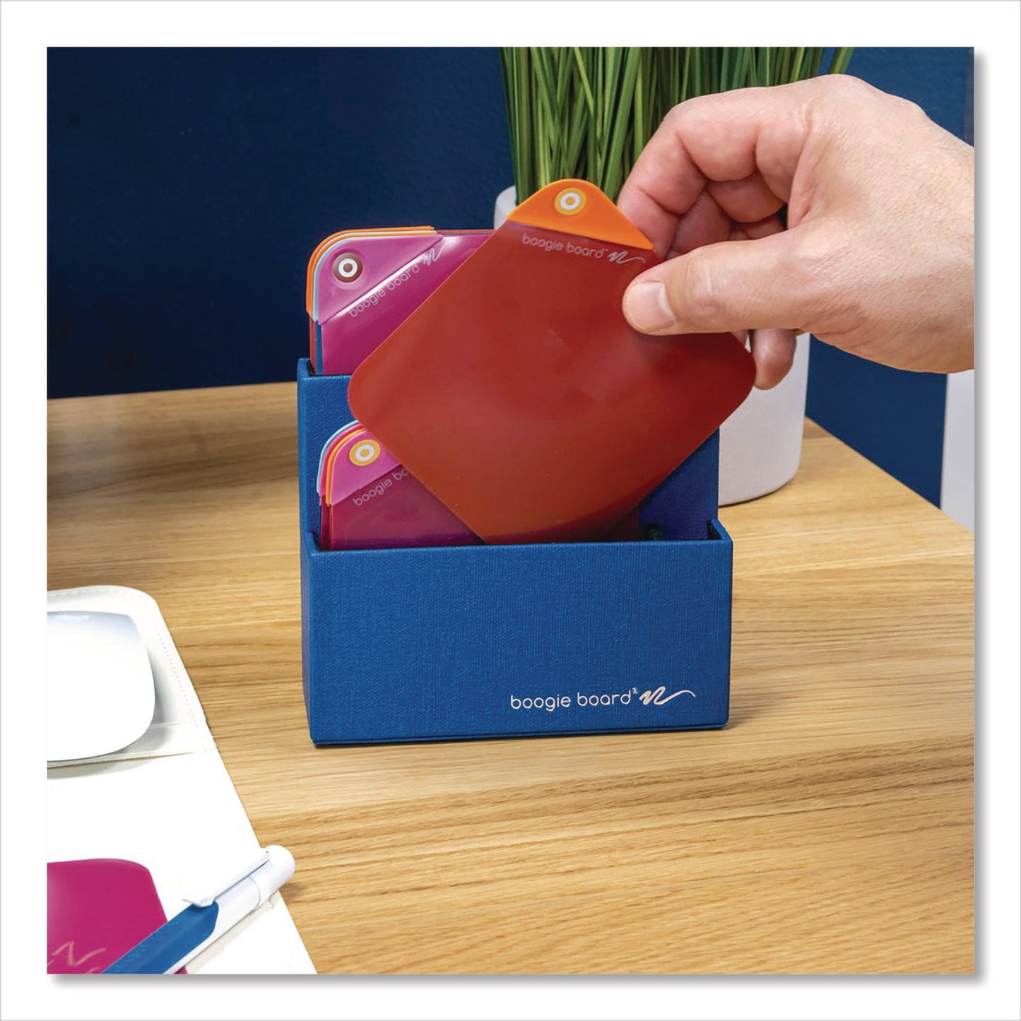 boogie-board™-versanotes-desk-organizer-3-compartments-4-7-x-0-4-x-2-05-blue-plastic-imvvnd02b0001_3