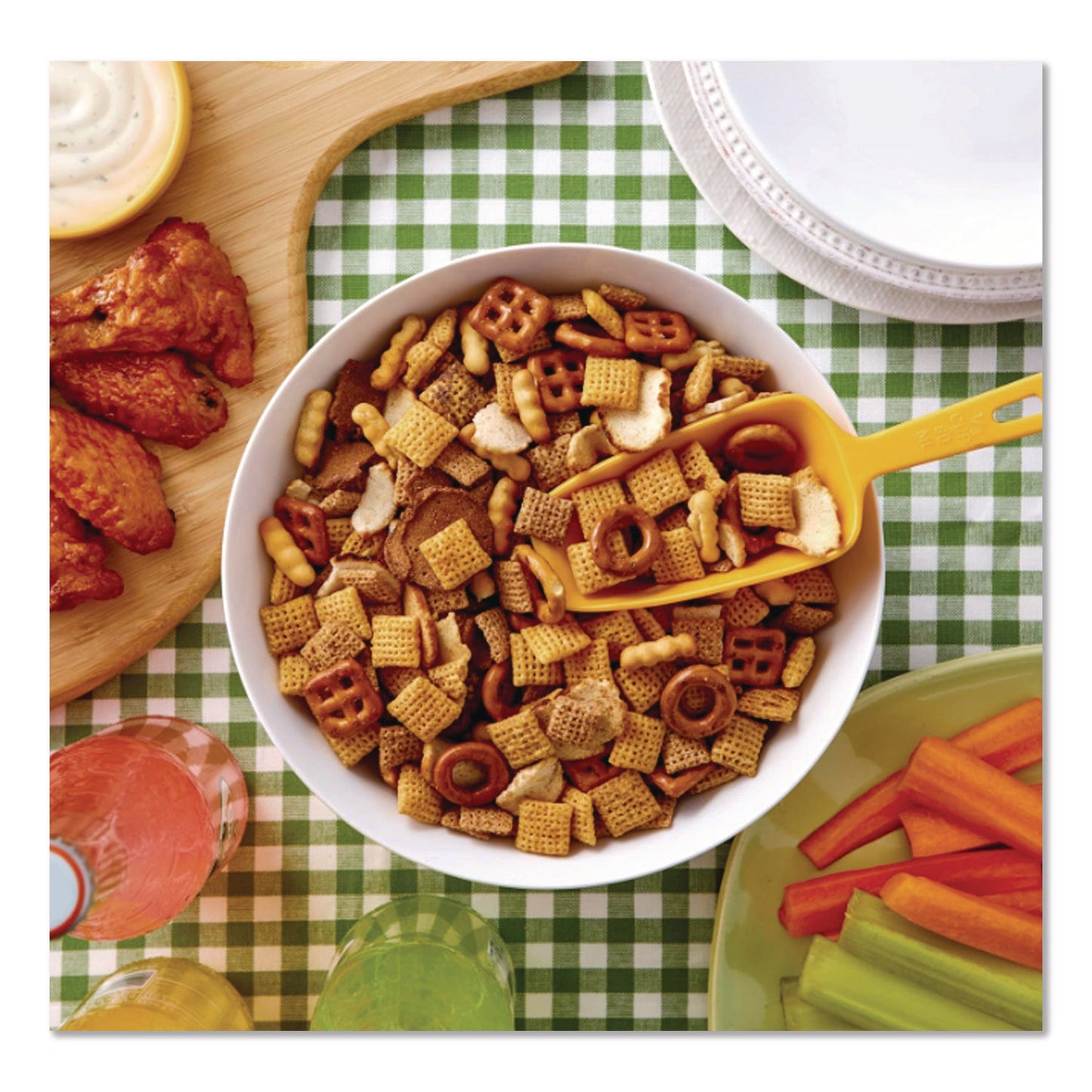 chex-mix®-snack-mix-savory-traditional-4-5-oz-bag-8-box-avtsn21494_9