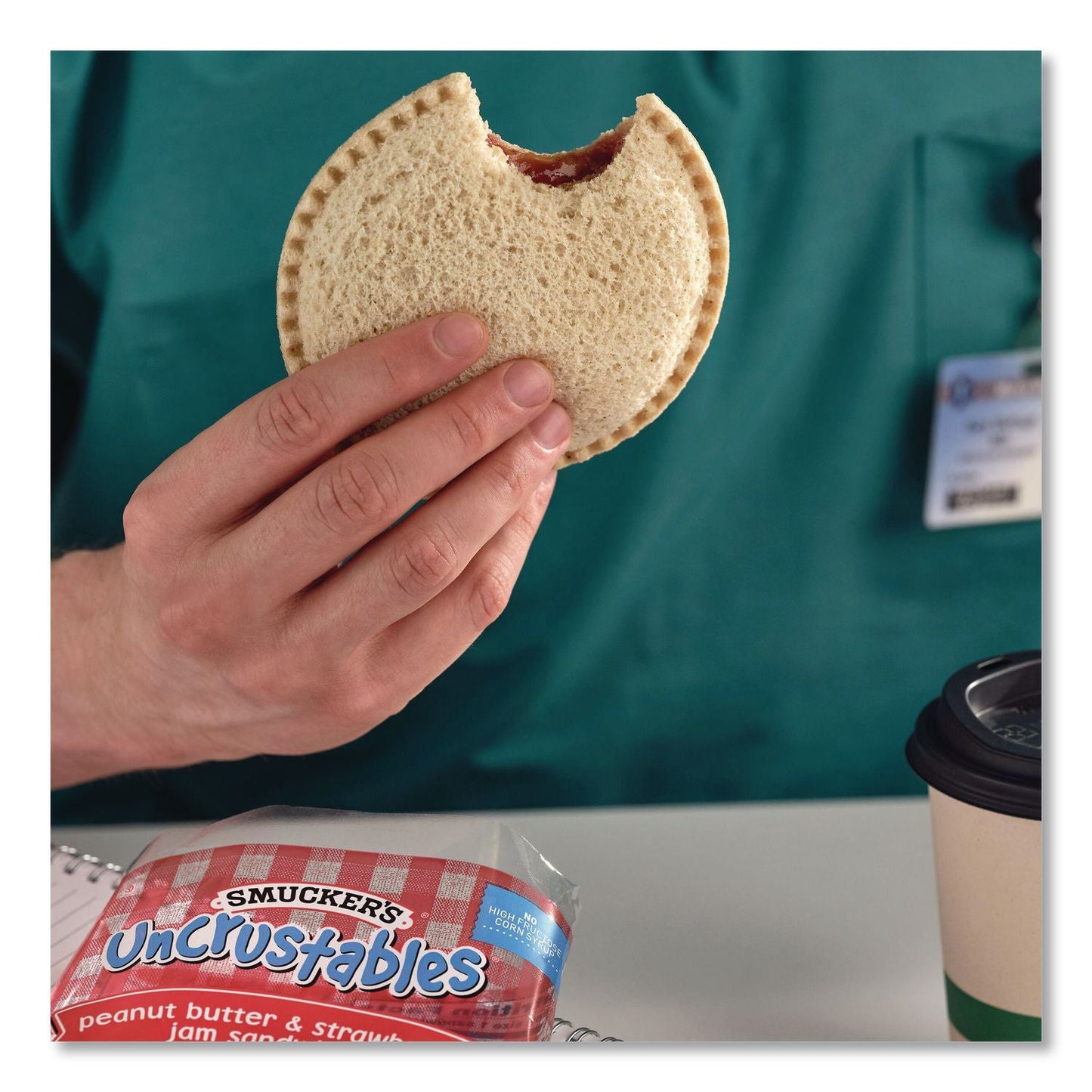smuckers®-uncrustables-peanut-butter-and-strawberry-jam-on-wheat-bread-2-6-oz-bag-48-carton-grr22002220_7