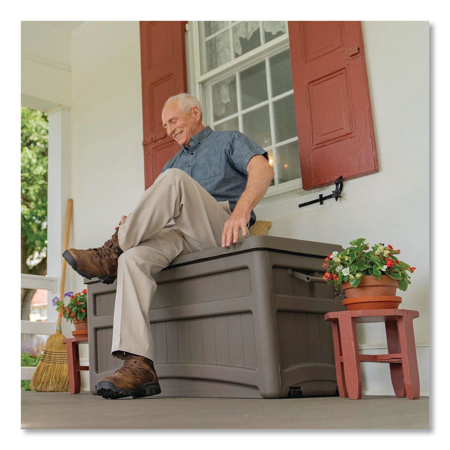 suncast®-medium-deck-box-73-gal-46-x-23-75-x-25-5-stoney-suadb7500st_5