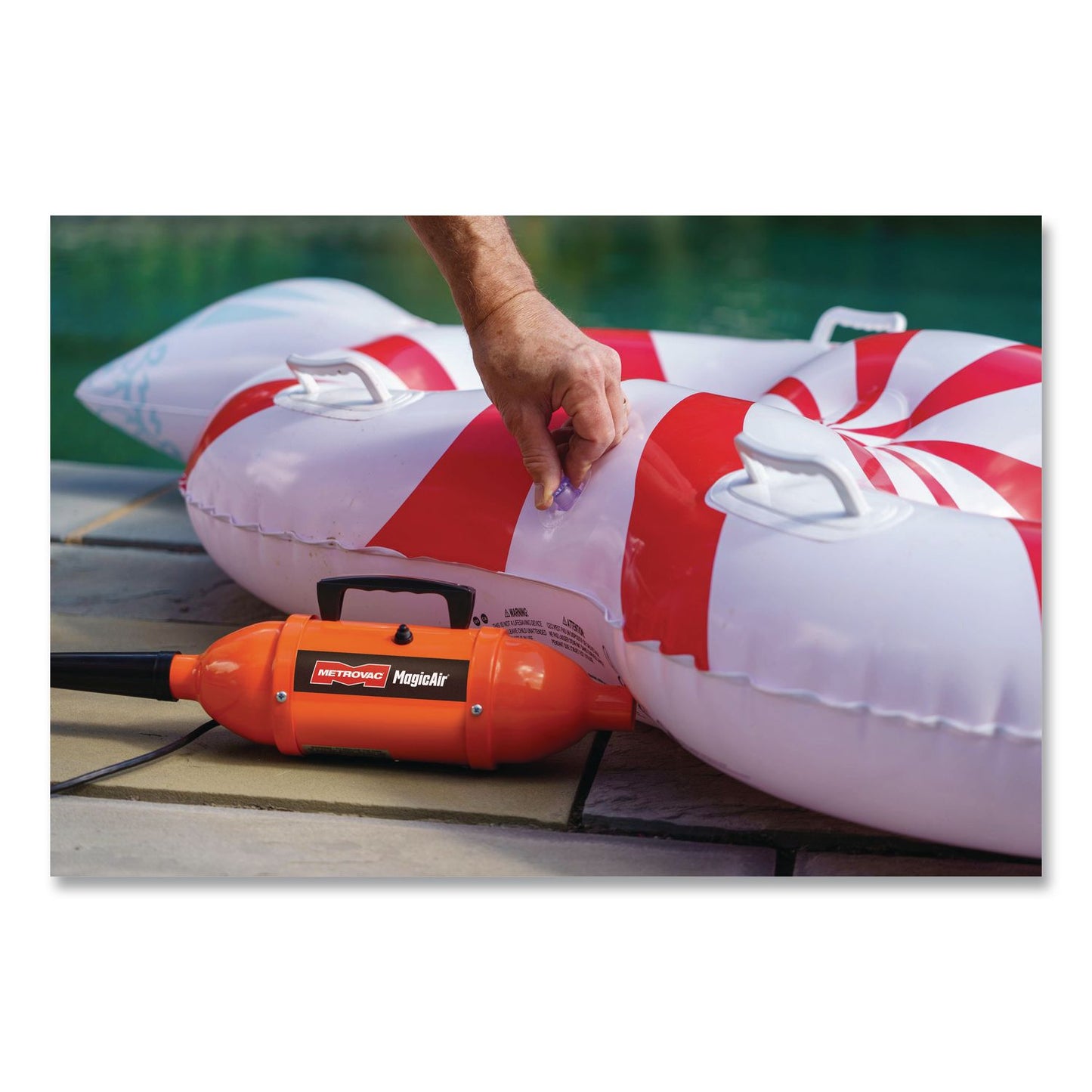 MetroVac MagicAir Electric Inflator/Deflator, 120 V AC Powered, 51 cu ft/min, 2.4 psi, 0.75 Peak HP Motor (MEV109516811)