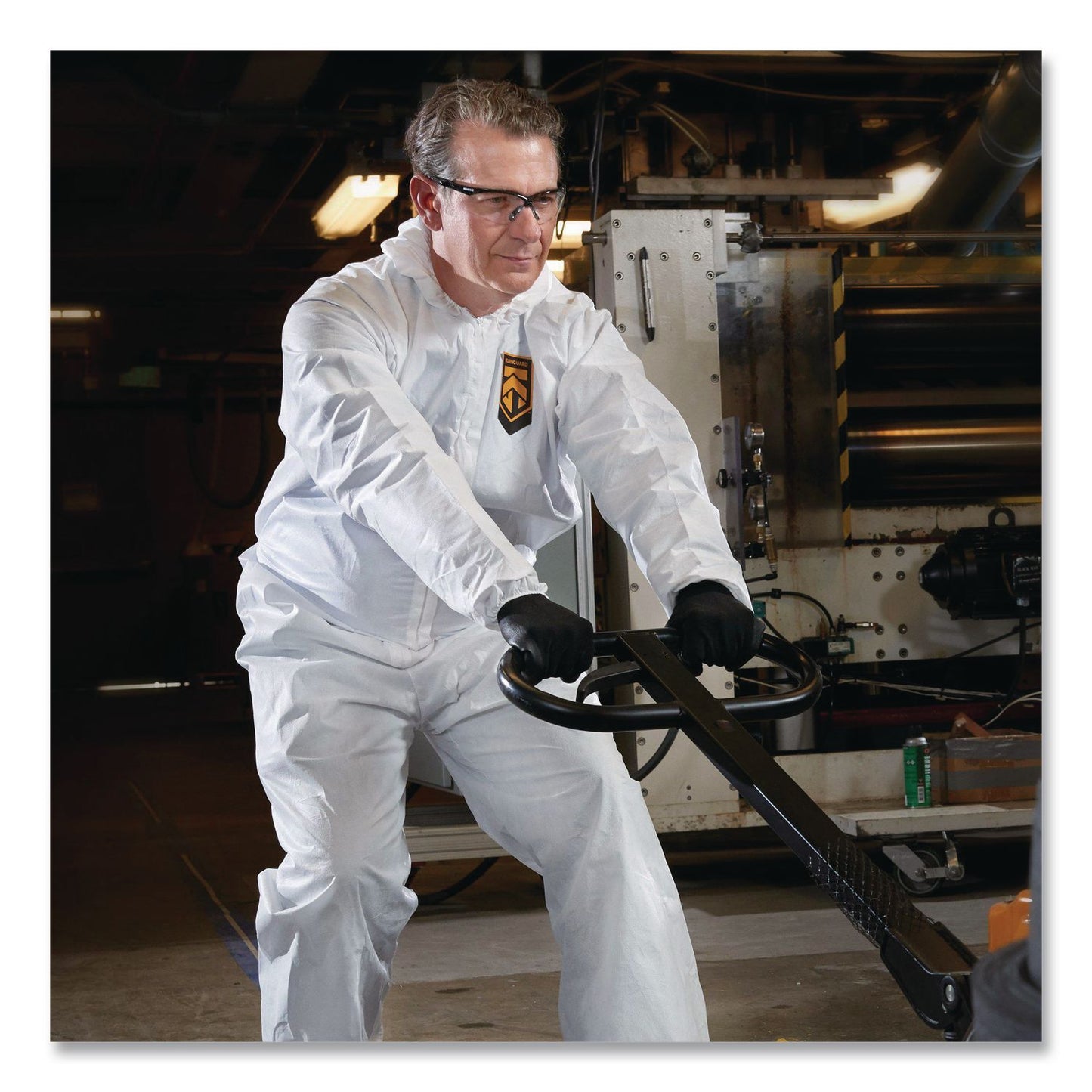 Ansell KleenGuard A30 Coveralls, Medium, White, 25/Carton (ANS46122)