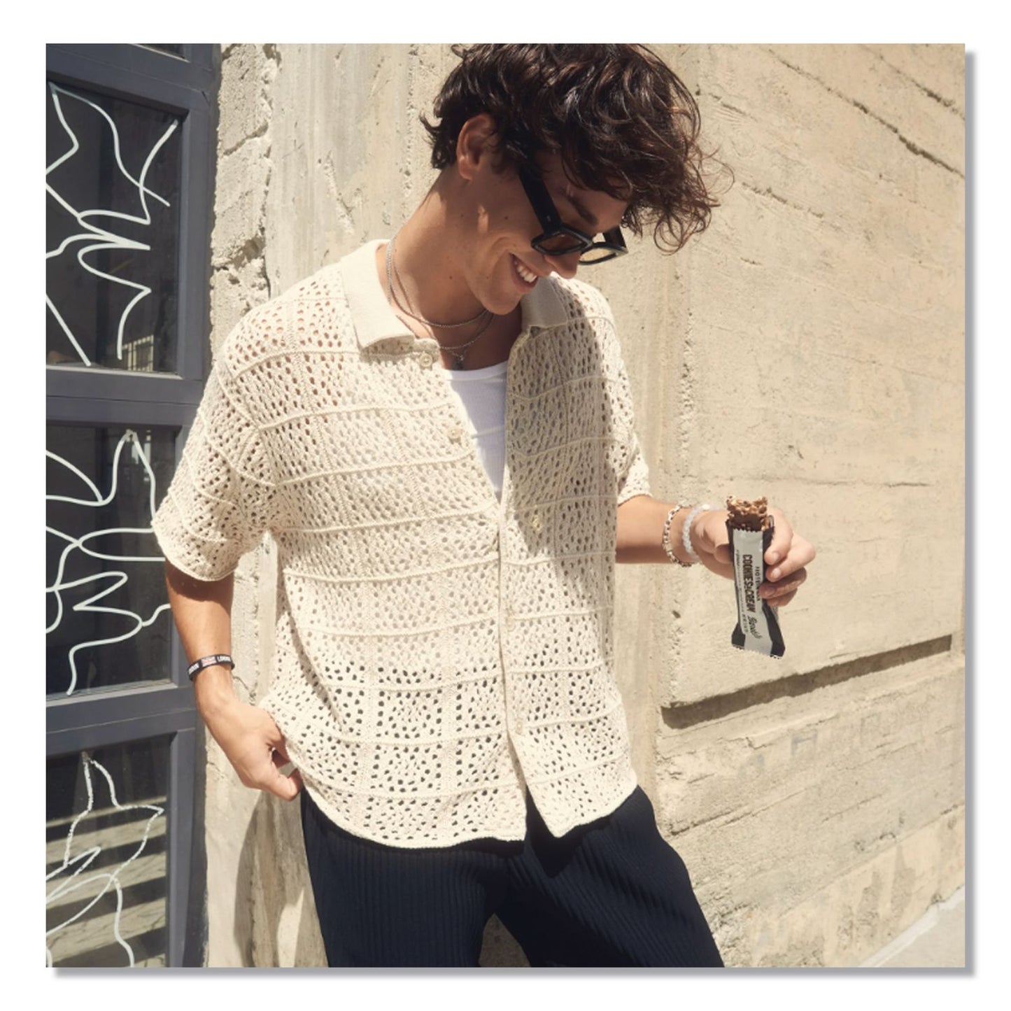 Barebells Cookies and Cream Protein Bars, 1.9 oz Individually Wrapped, 12/Box (BEBVTN42964)