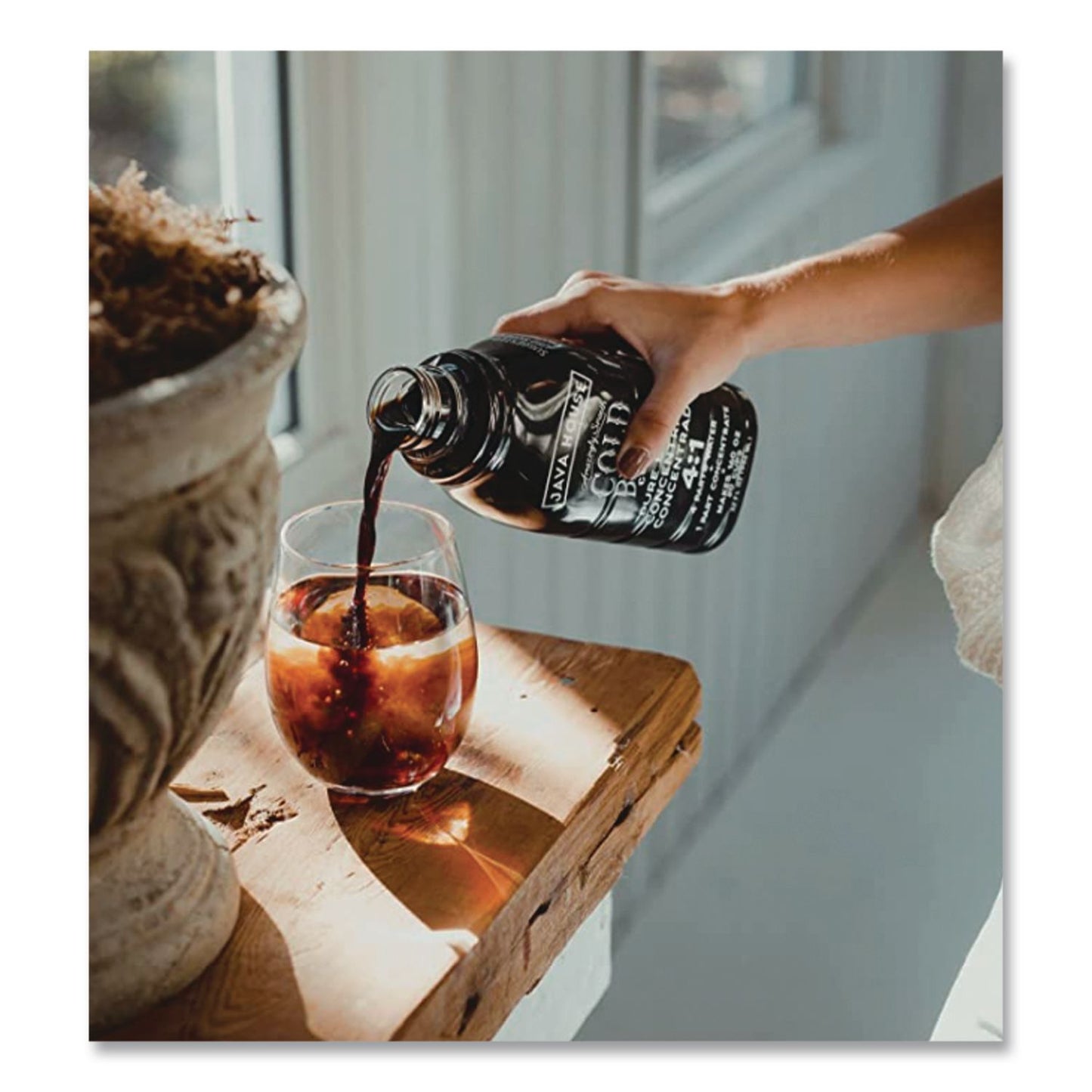 Java House® Cold Brew Coffee Concentrate, Decaf Black, 32 oz Bottle (JVHHFP01809)