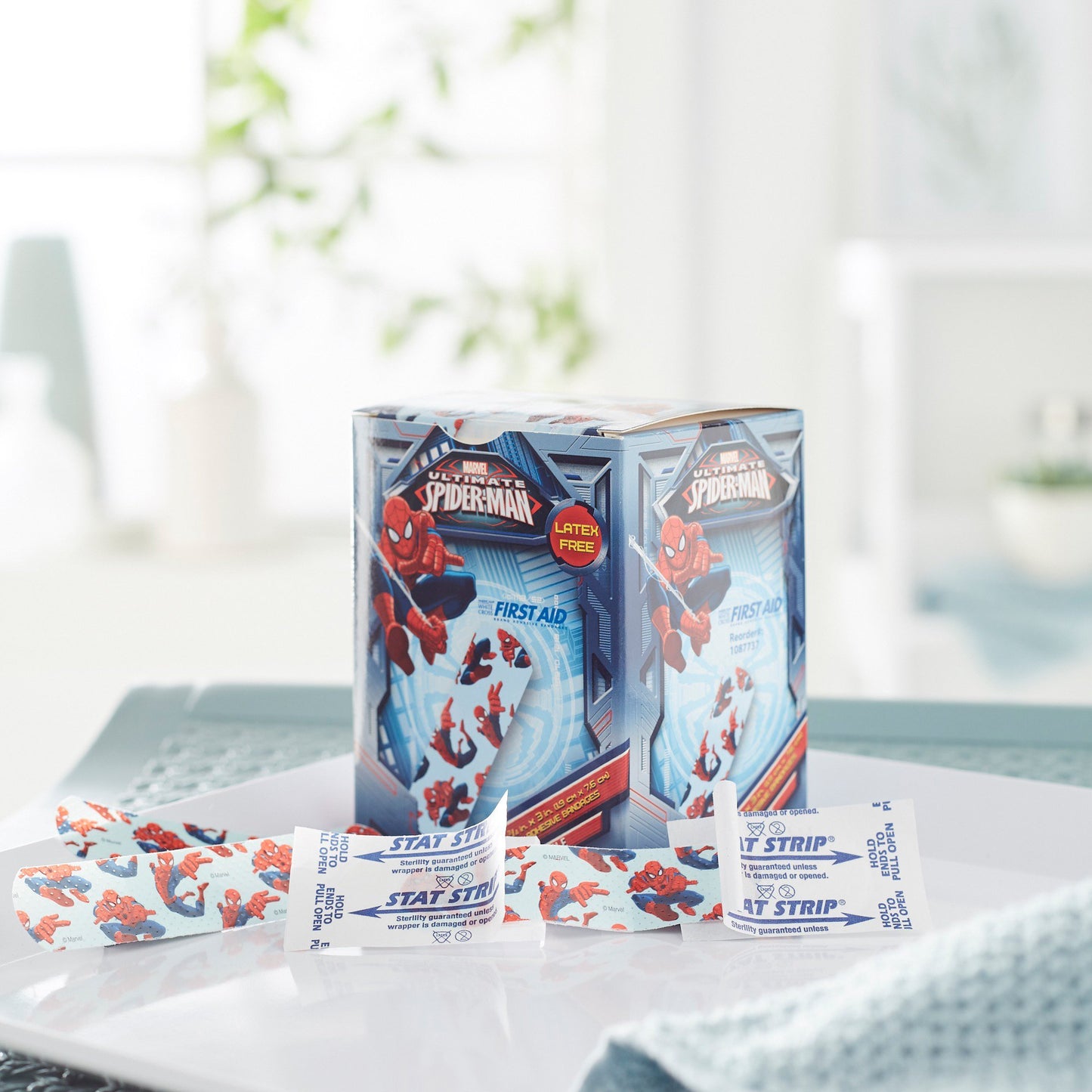 American® White Cross Stat Strip® Adhesive Strip 3/4 X 3 Inch Plastic Rectangle Kid Design (Spider-Man) Sterile (890881_CS)