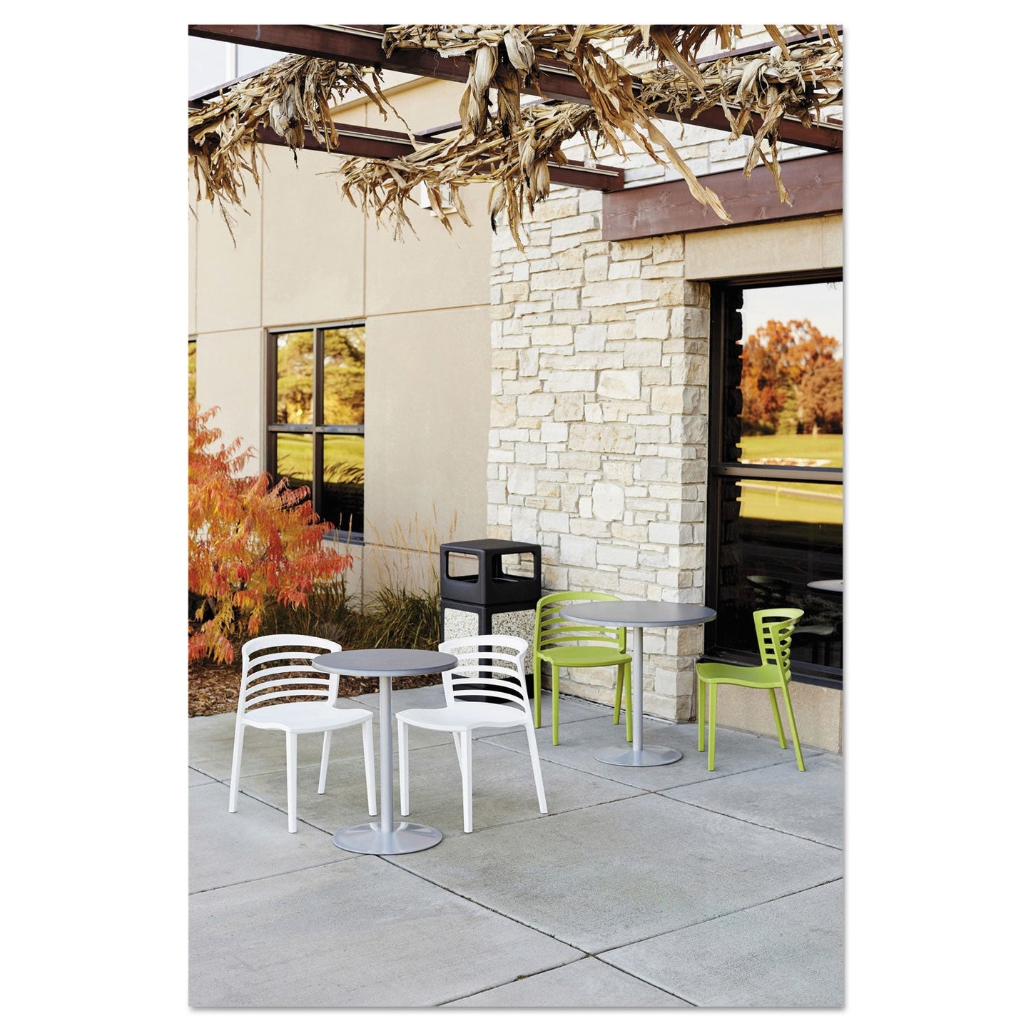 safco-square-plastic-outdoor-trash-can-num-saf9472nc_2