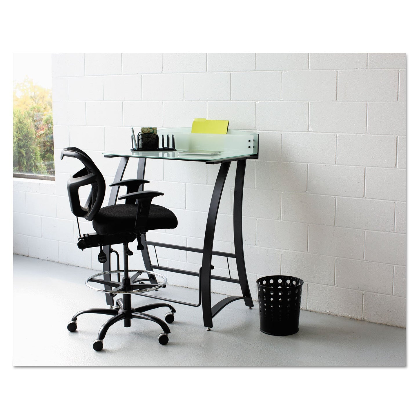 safco-bubble-wastebasket-num-saf9740bl_4