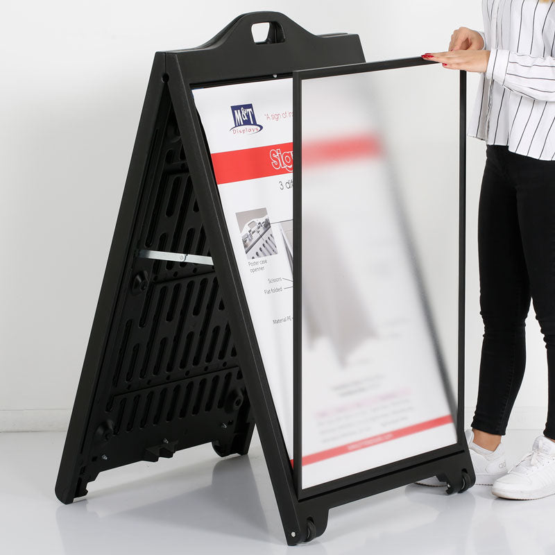 street-signpro-poster-size-24x36-black-with-lens-upsp120024x2000_9