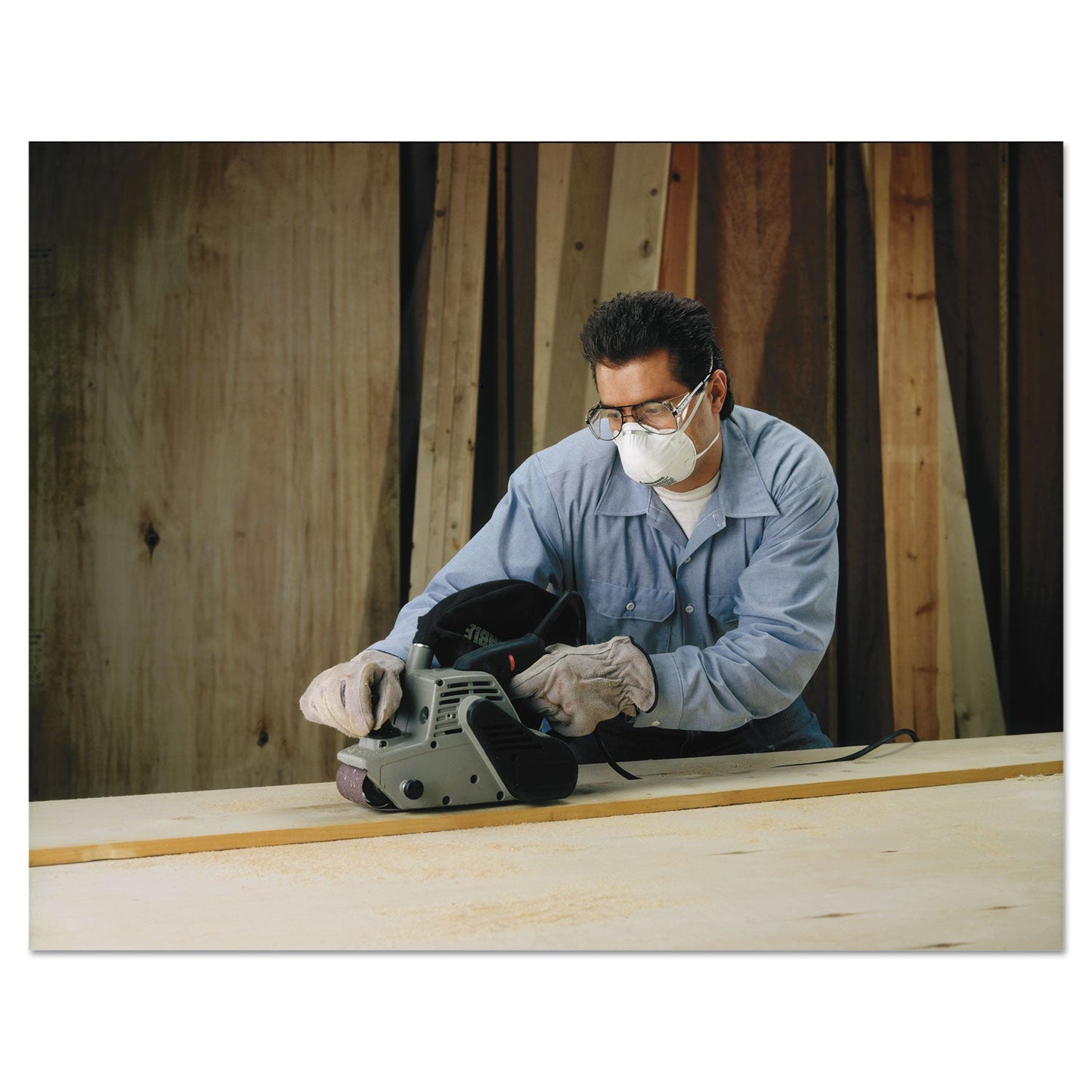 3m-lightweight-particulate-respirator-8210-num-mmm8210_6