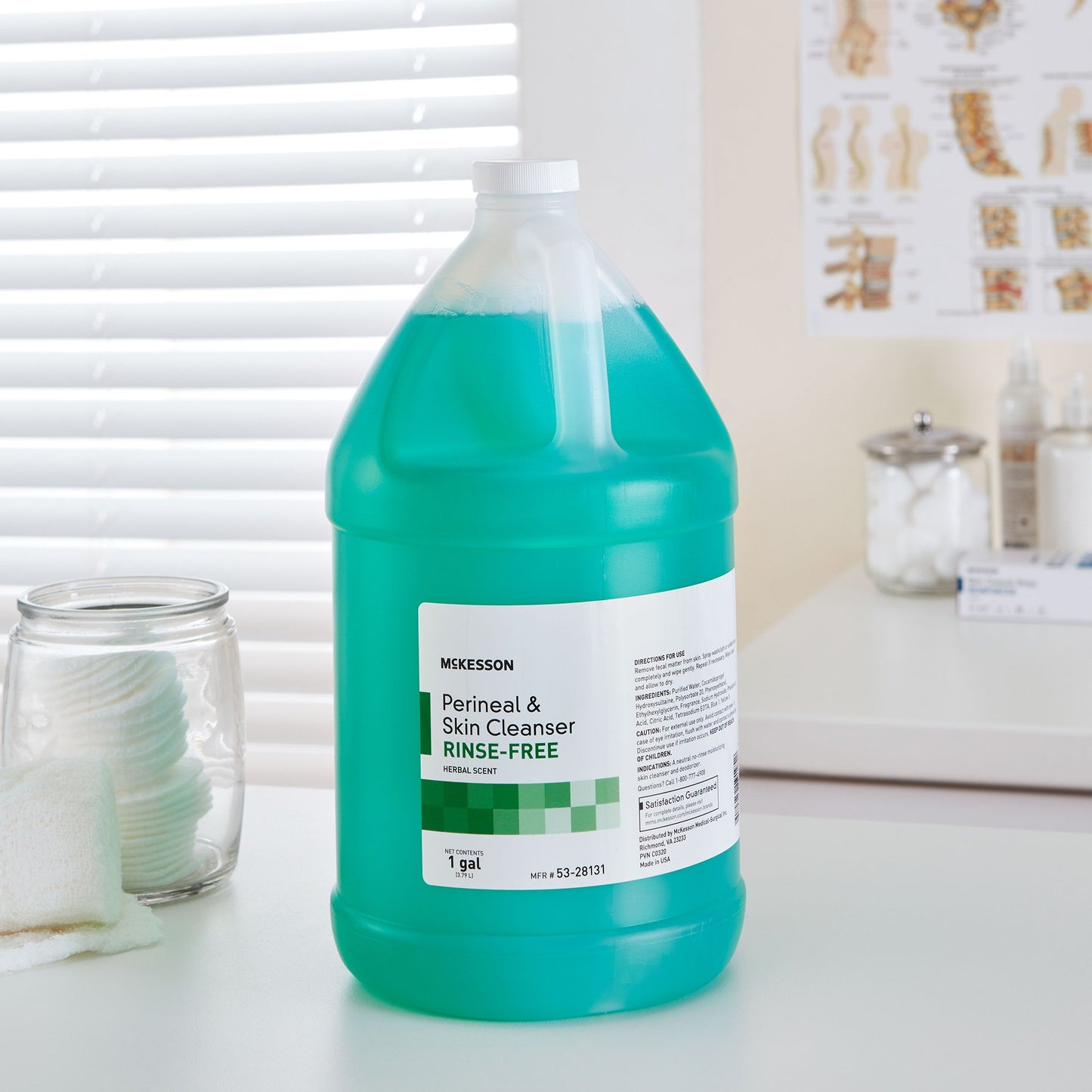 McKesson Rinse-Free Perineal Wash Liquid 1 gal. Jug Herbal Scent (579394_CS)