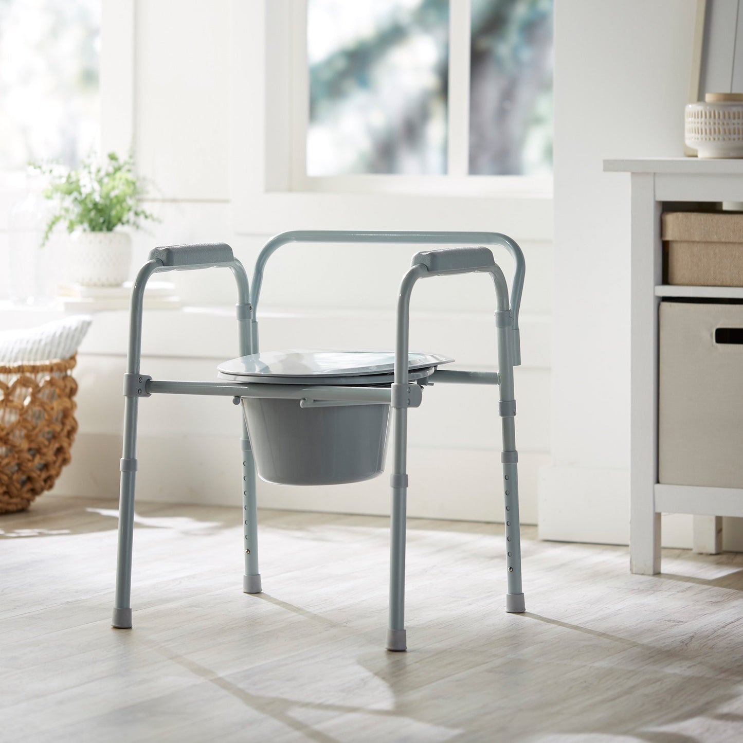 McKesson 3-in-1 Commode Chair Fixed Arms Steel Frame Back Bar 13-1/4 Inch Seat Width 350 lbs. Weight Capacity (1073633_CS)