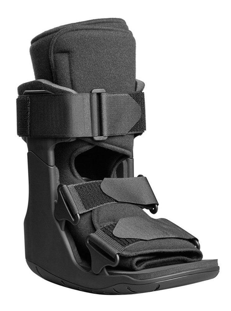 XcelTrax® Ankle Walker Boot Non-Pneumatic Adult Small Short (783562_EA)