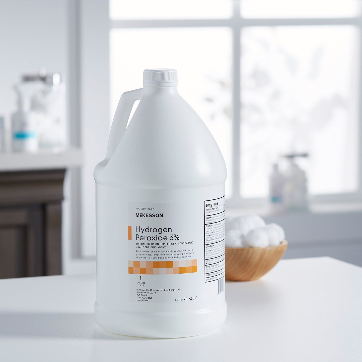 McKesson Brand Antiseptic Hydrogen Peroxide Topical Liquid 1 gal. Bottle (139307_CS)