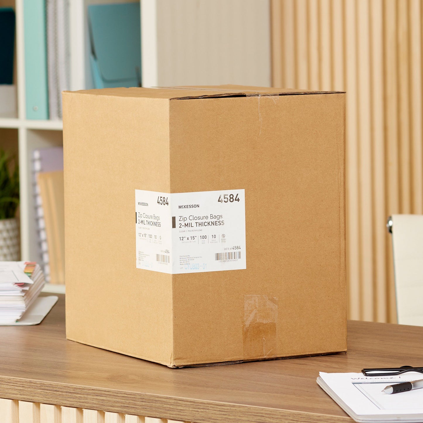 McKesson Reclosable Bag 12 X 15 Inch Polyethylene Clear Zipper Closure (854576_BX)