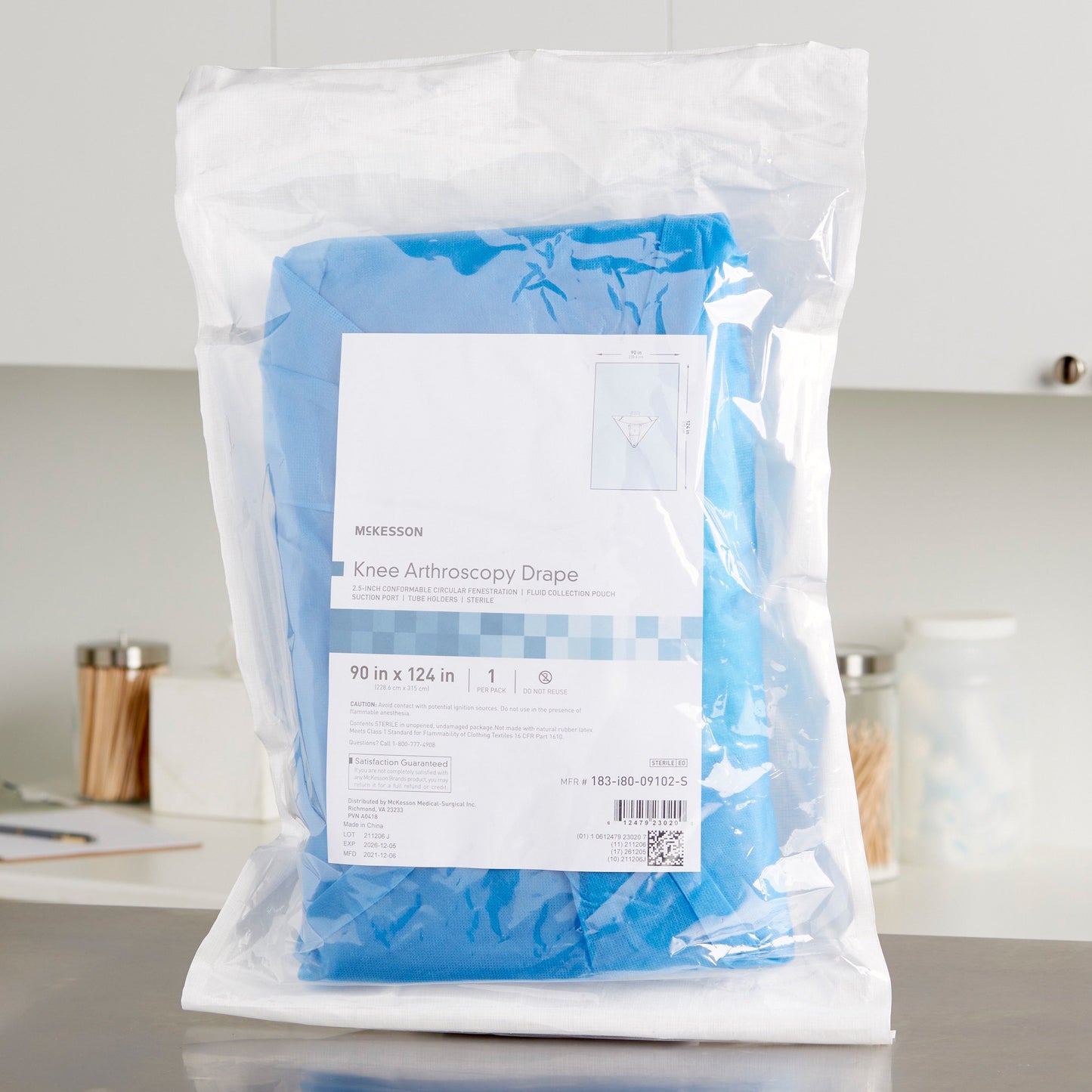 McKesson Orthopedic Drape Arthroscopic Knee Drape 90 W X 124 L Inch Sterile (1101305_CS)