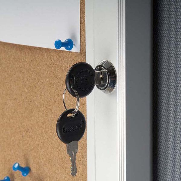 4x8-5x11-enclosed-cork-bulletin-board-outdoor-use-usbn1004a4x2000_5
