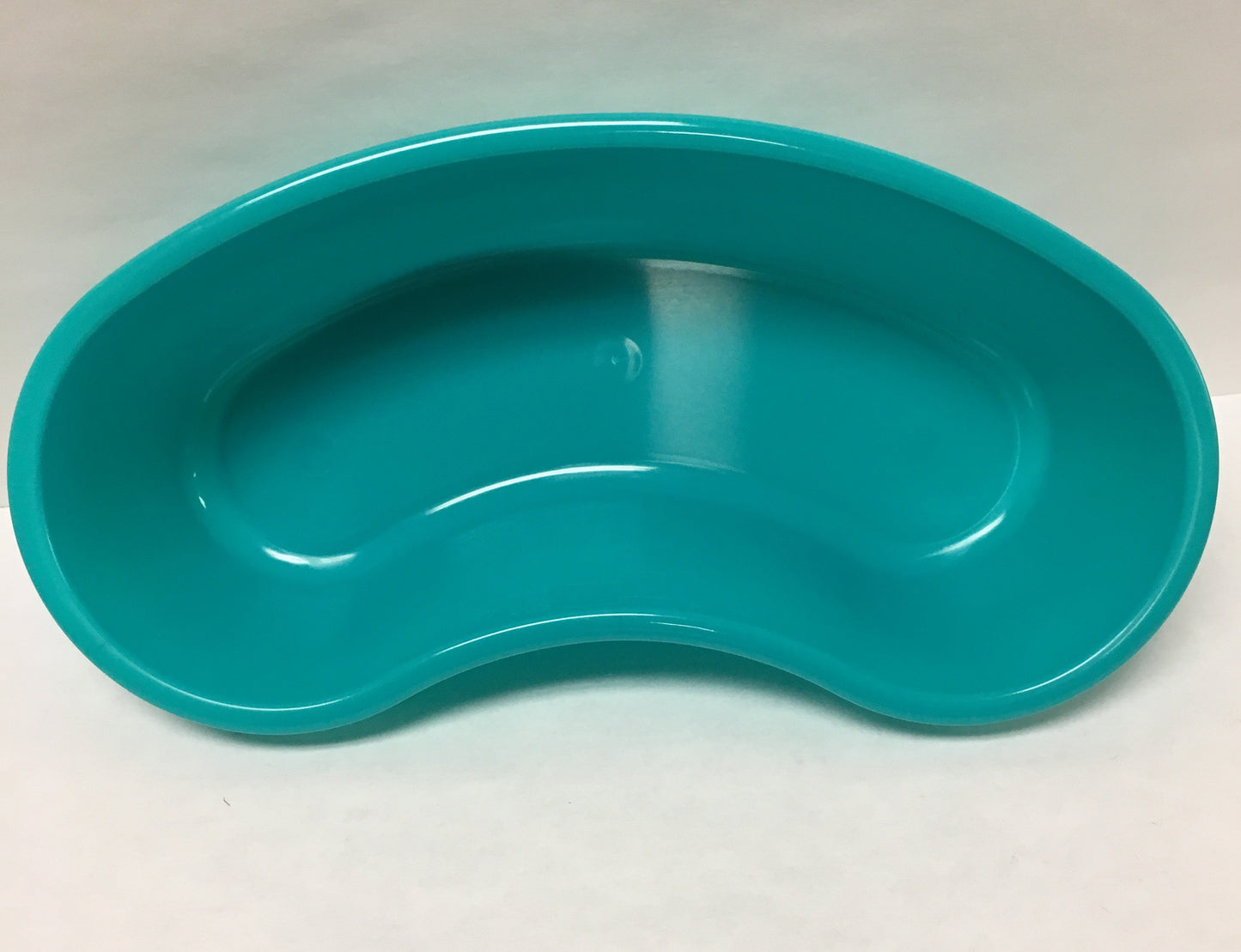 GMAX Emesis Basin Turquoise 16 oz. Plastic Single Patient Use (1123201_EA)