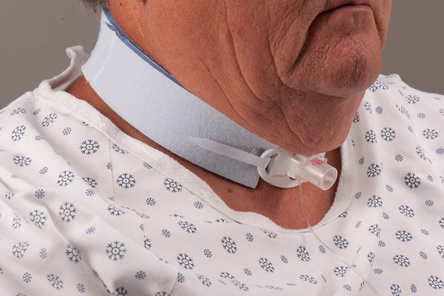 Blue® Tracheostomy Tube Holder 1-1/2 X 28 Inch Bariatric Adult (931646_EA)