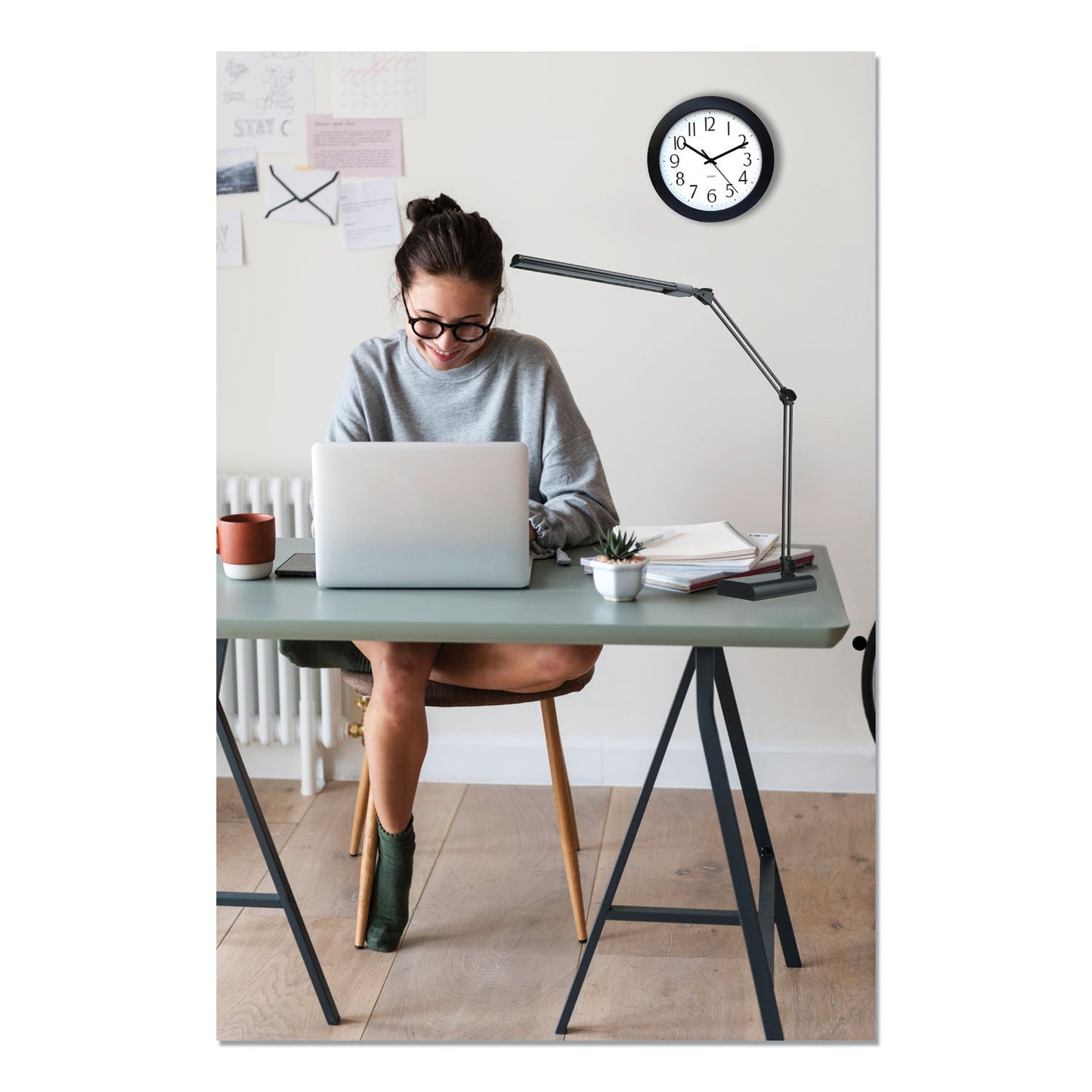 alera-adjustable-led-desk-lamp-num-aleled908b_4