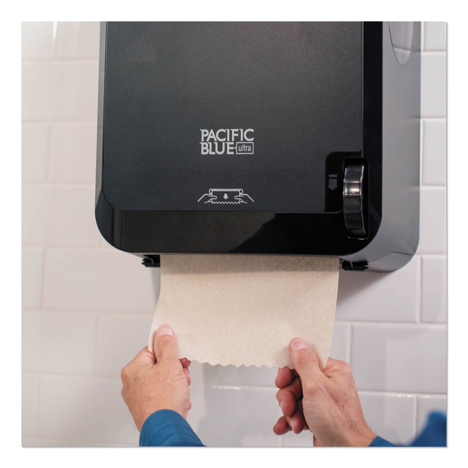 pacific-blue-ultra-high-capacity-paper-towel-dispenser-num-gpc59589_1