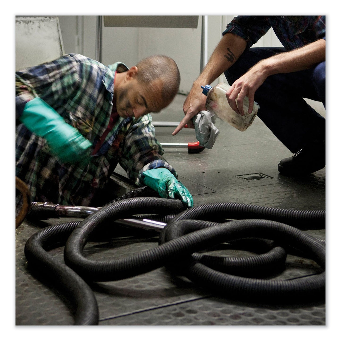 tork-heavy-duty-paper-wiper-num-trk450175_6