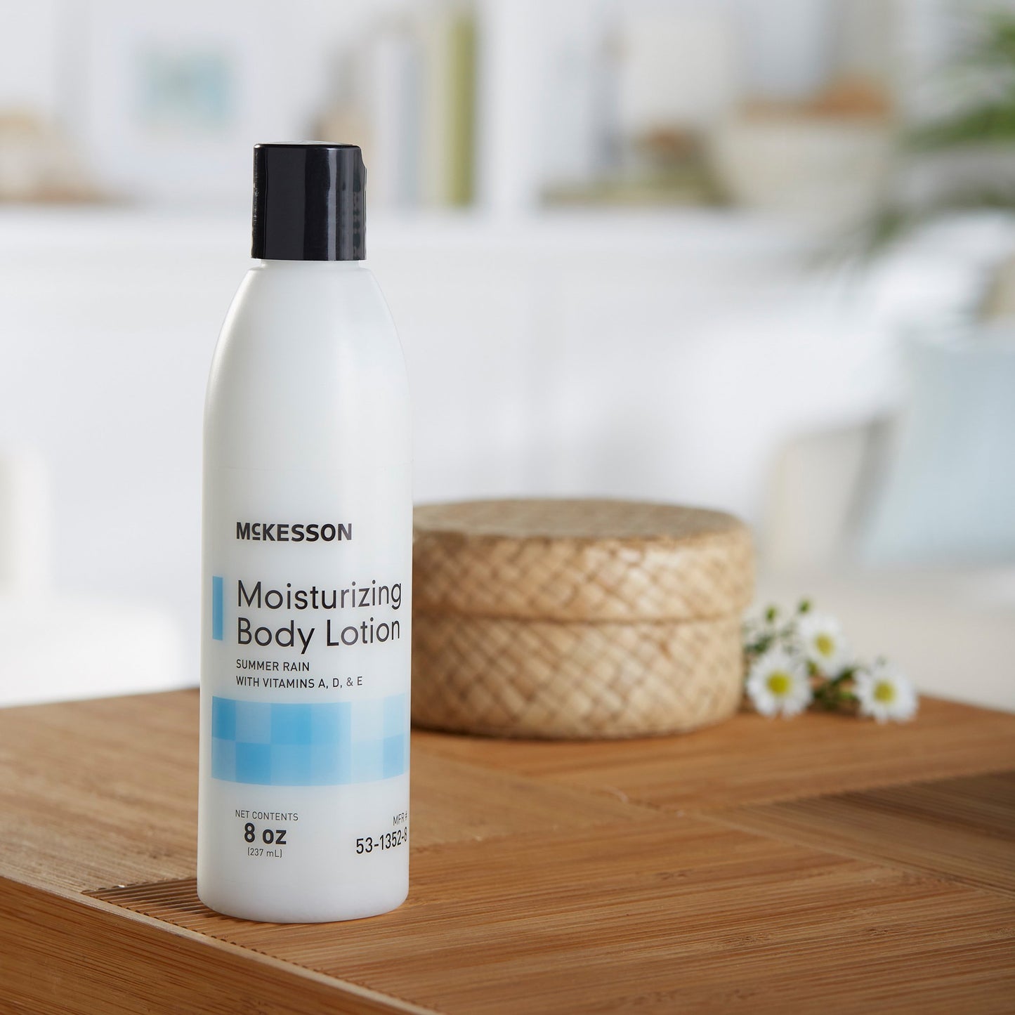 McKesson Hand and Body Moisturizer 8 oz. Bottle Summer Rain Scent Lotion (877017_EA)