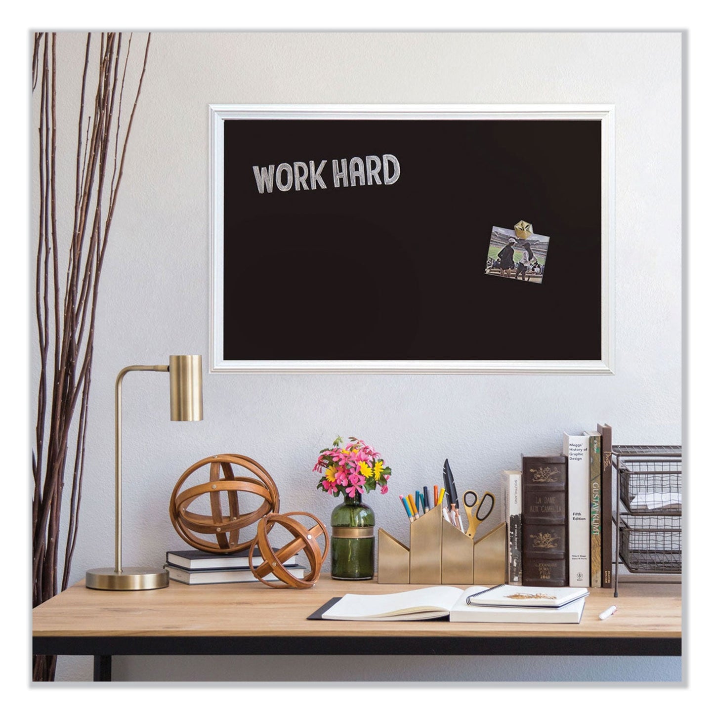 u-brands-magnetic-chalkboard-with-decor-frame-num-ubr2073u0001_2