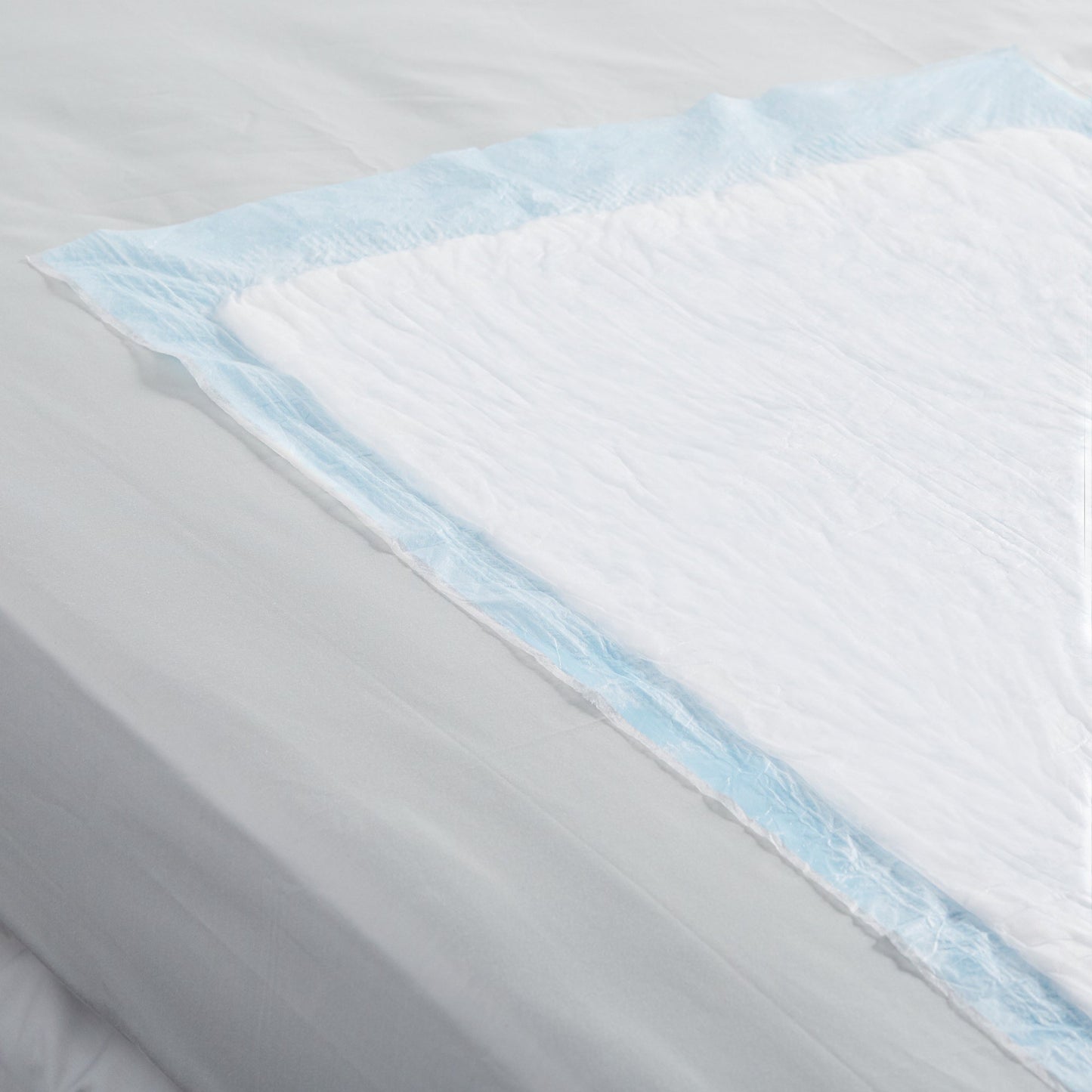 Simplicity™ Basic Disposable Underpad 23 X 36 Inch Fluff Light Absorbency (406849_BG)