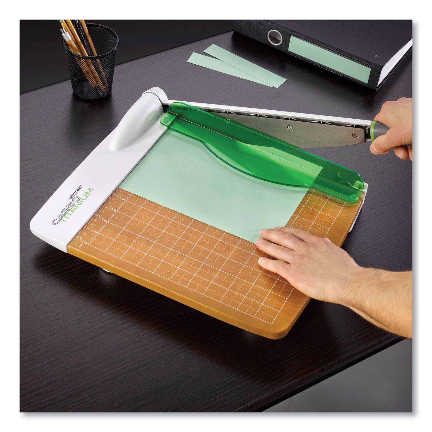 westcott-carbotitanium-guillotine-paper-trimmer-num-acm16717_5